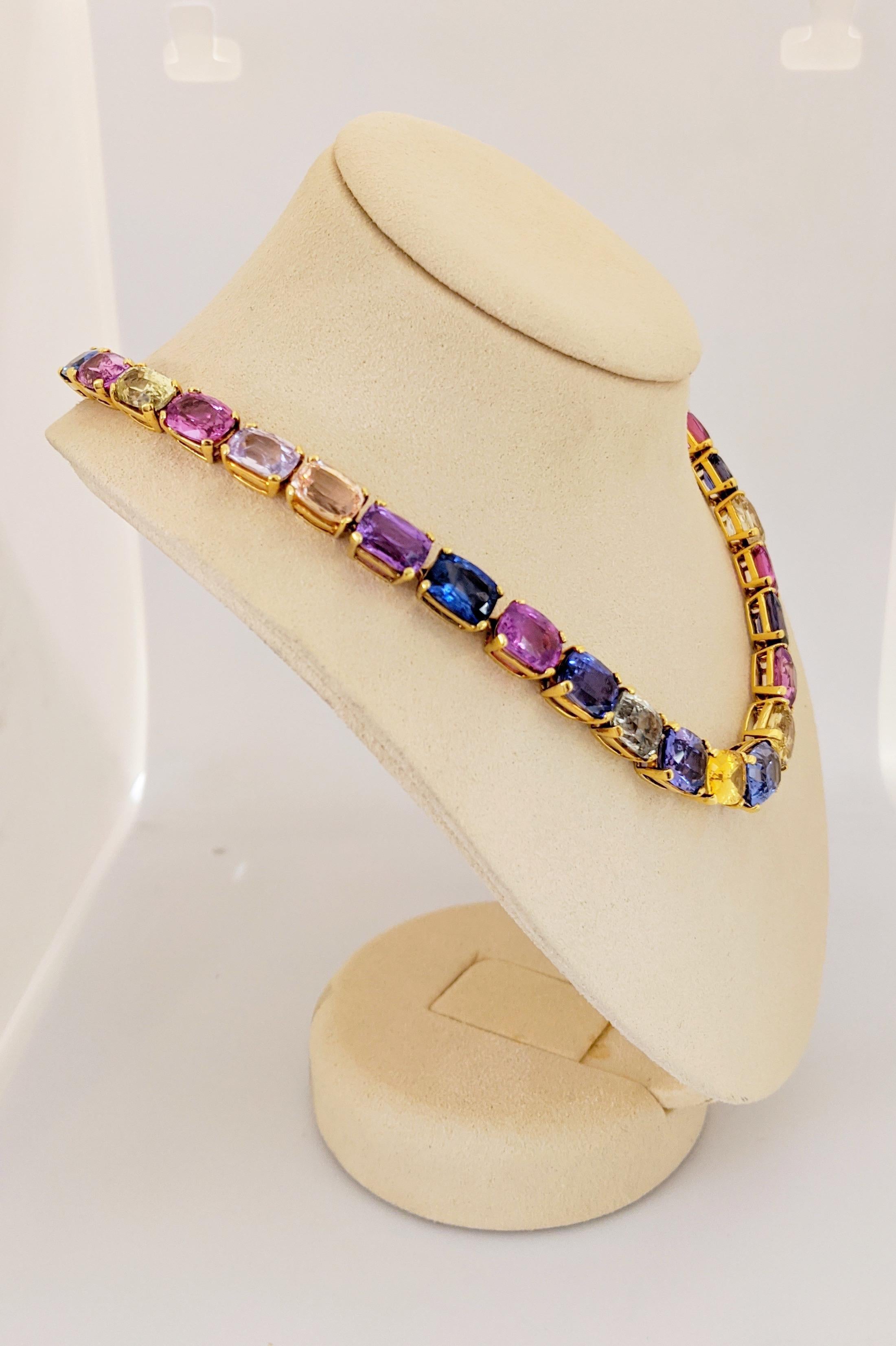 18 Karat Yellow Gold, Natural 144.55 Carat Multicolored Sapphire Necklace In New Condition In New York, NY