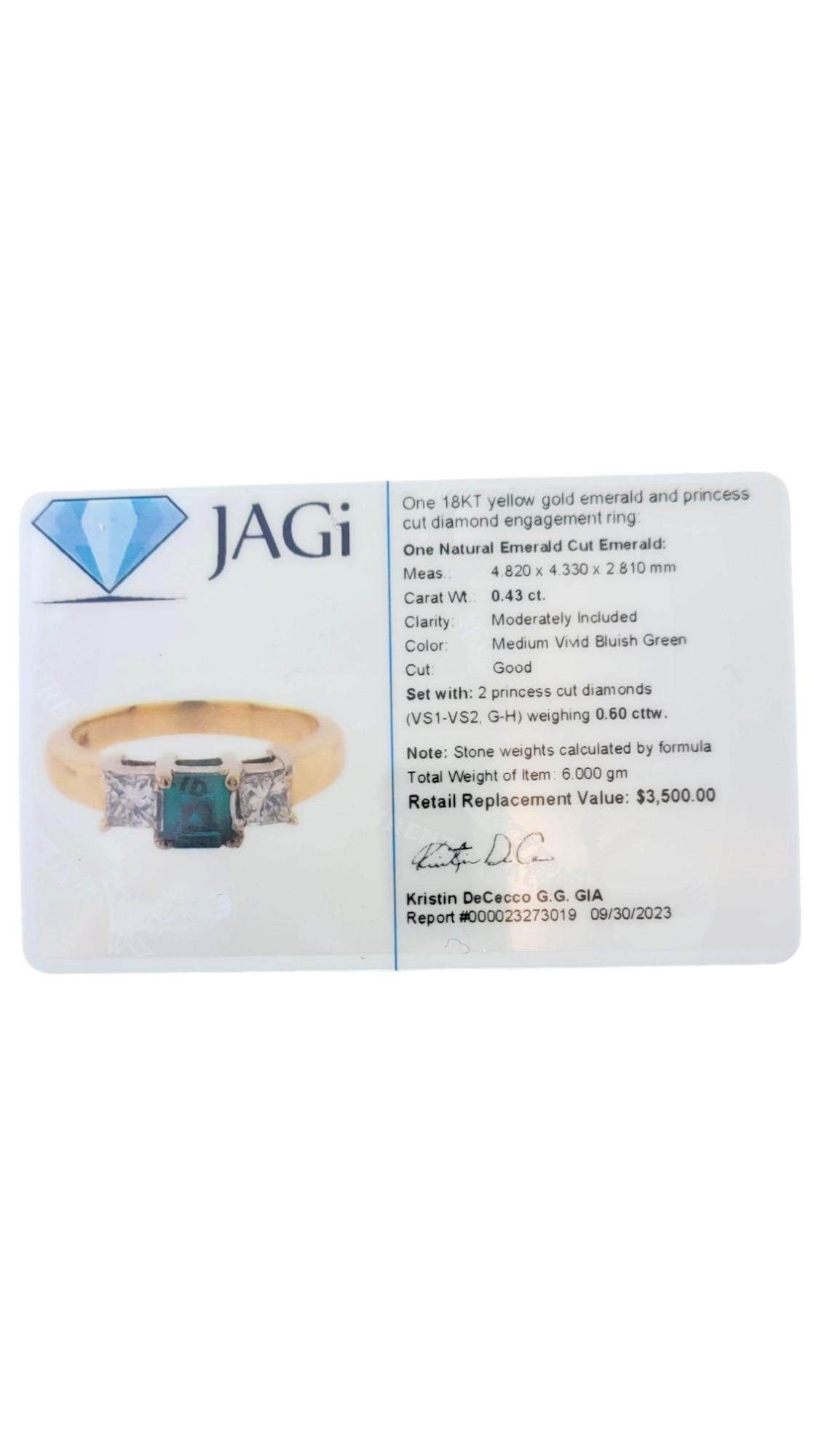 18 Karat Yellow Gold Natural Emerald and Diamond Ring Size 5.5 #16993 For Sale 3