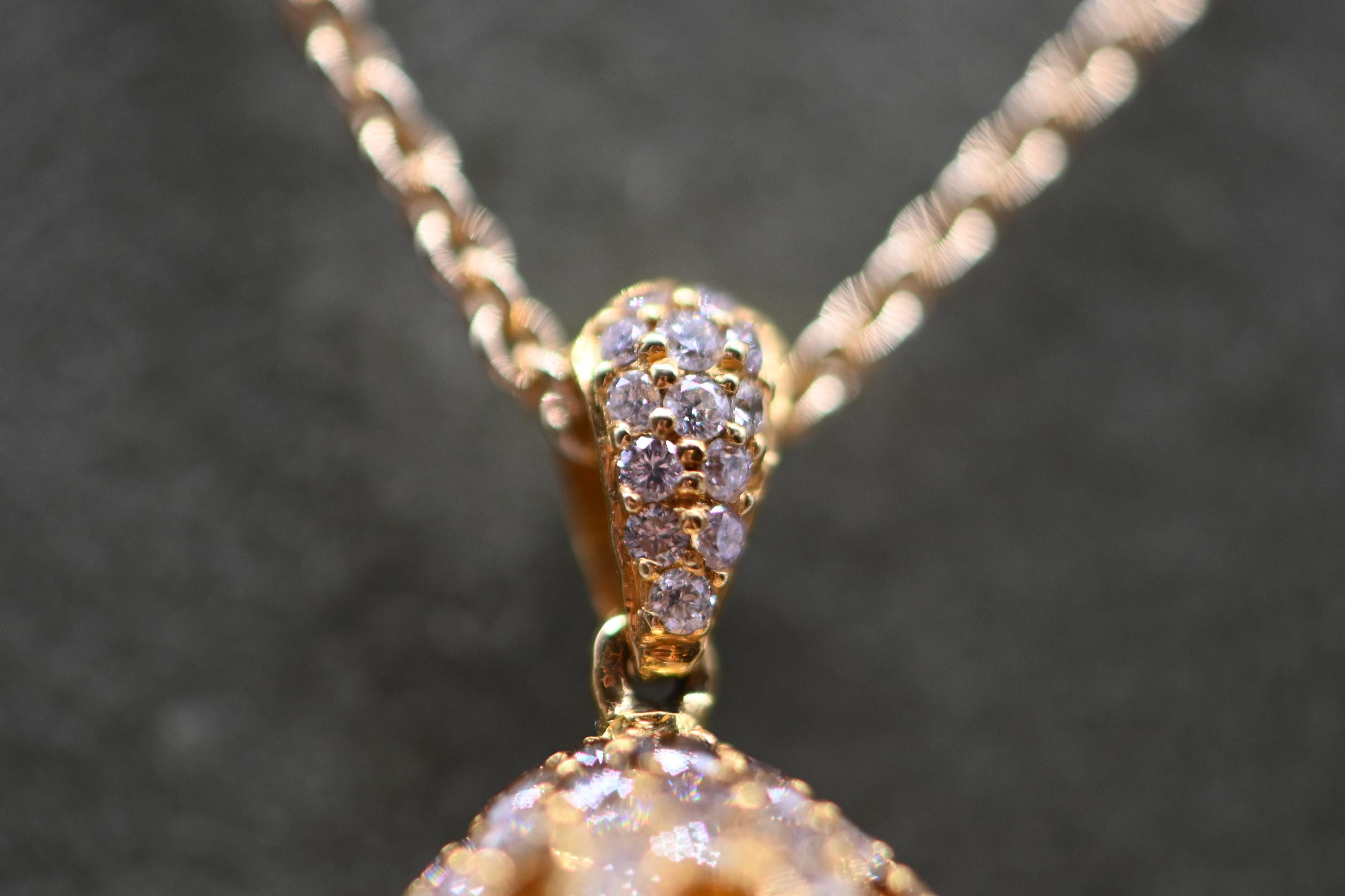 18 Karat Yellow Gold Necklace with Champagne South Sea Pearl and Diamonds For Sale 1