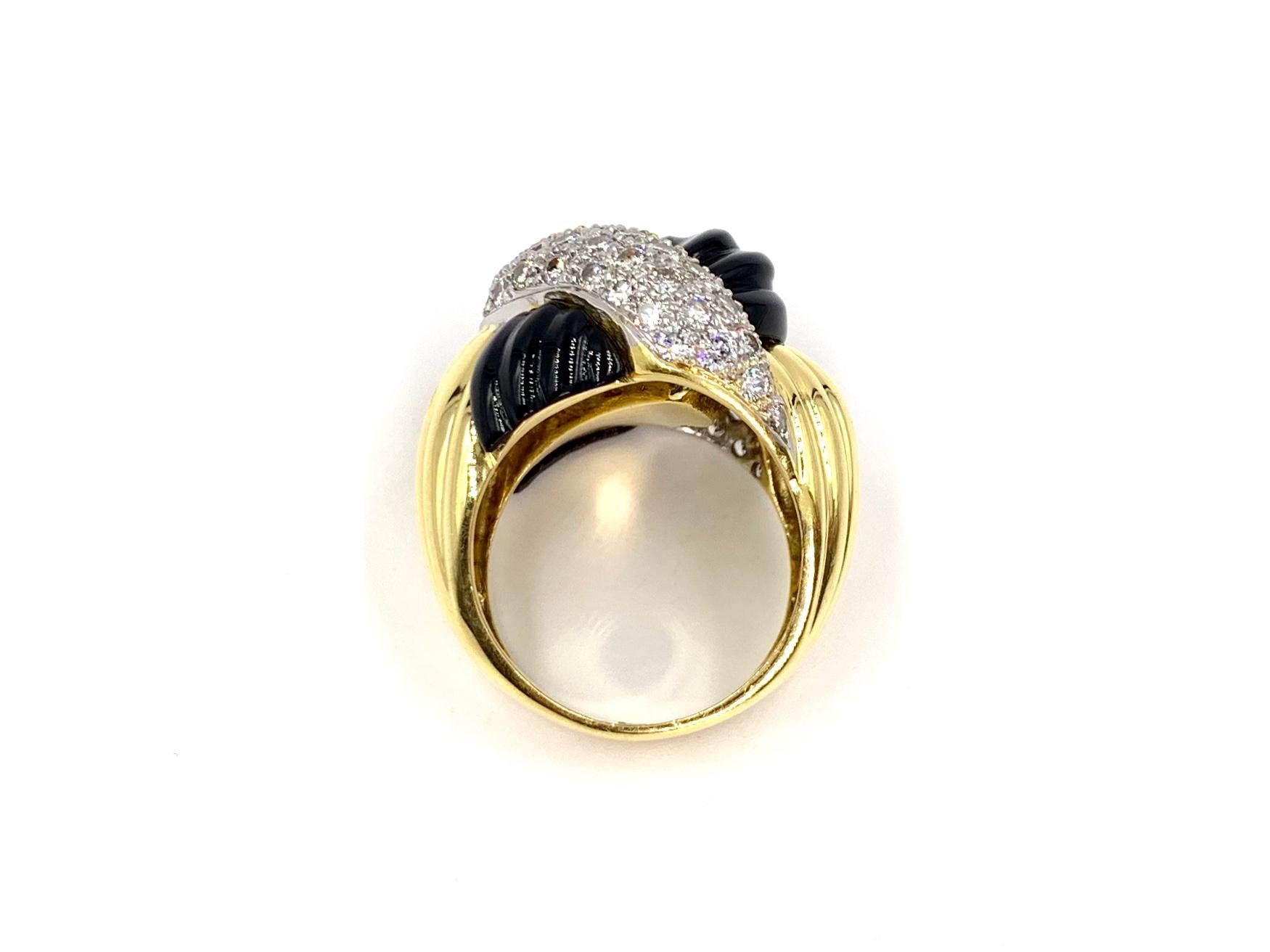 18 Karat Yellow Gold Onyx and Diamond Twist Ring 1