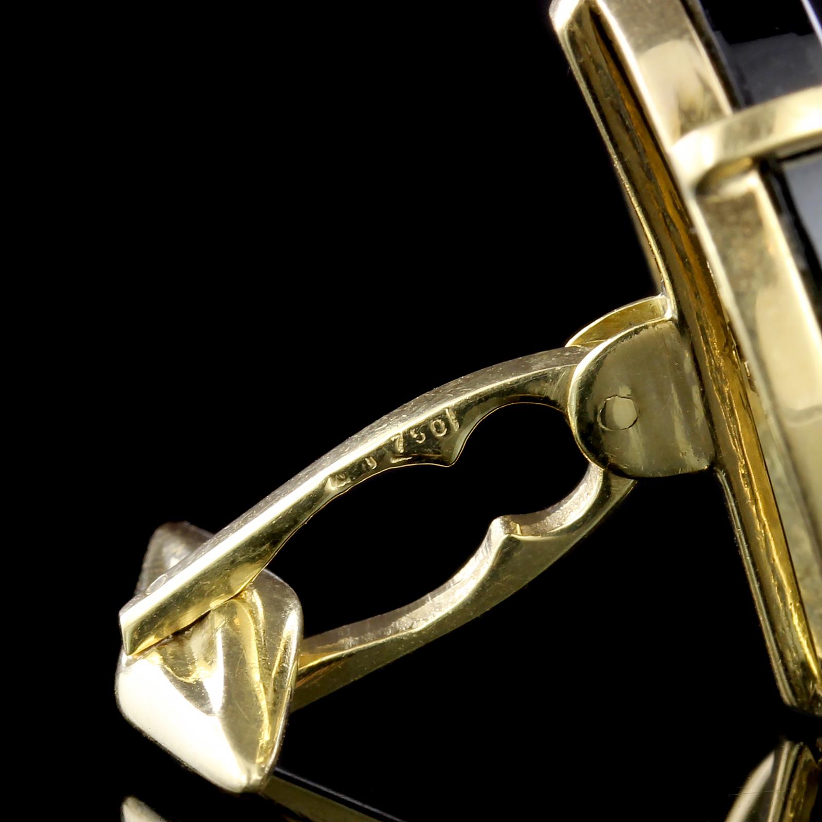 Men's 18 Karat Yellow Gold Onyx Button Cufflinks, Italy