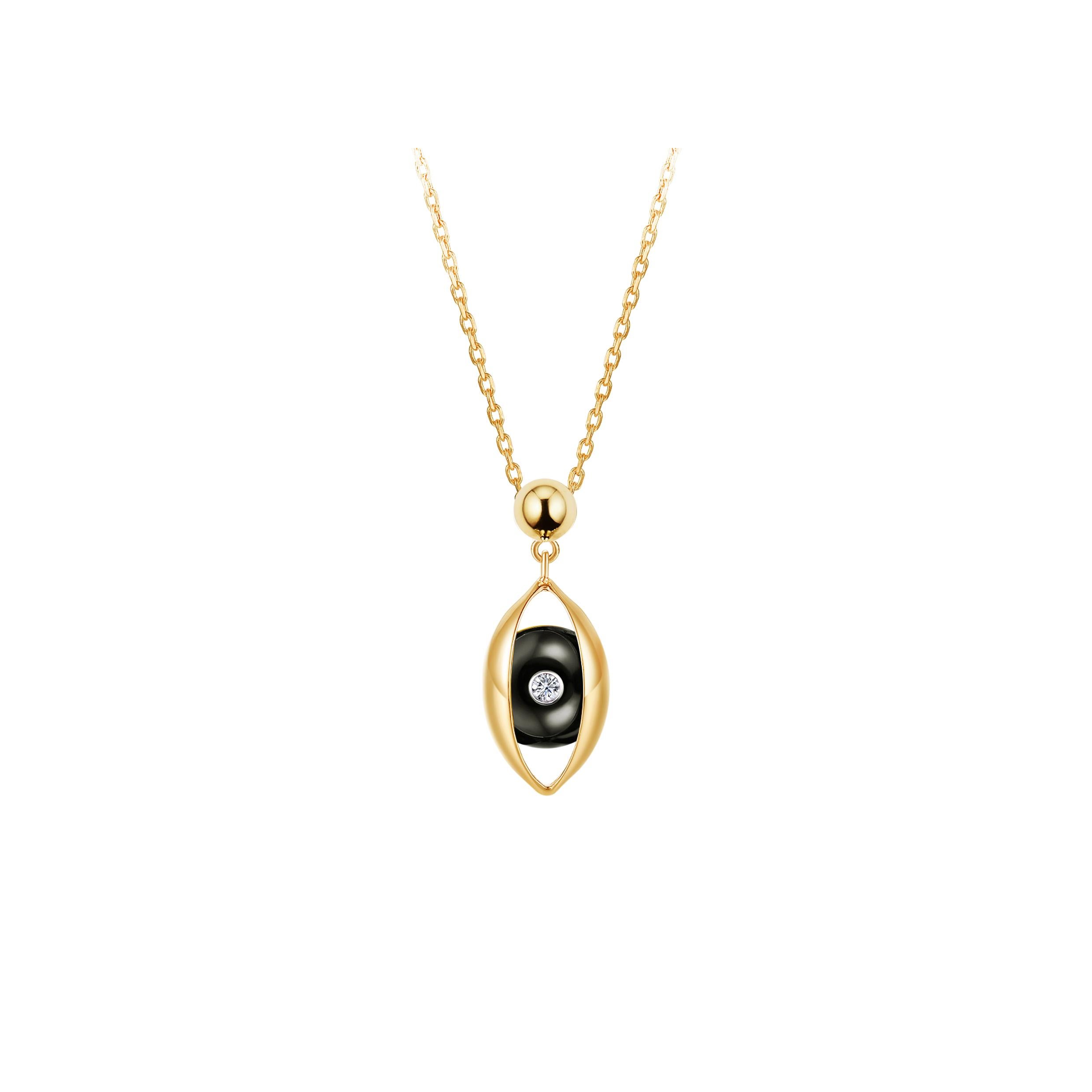 This very unique eye pendant necklace from The Eye collection, it's a perfect everyday talisman. The Eye collection showcases this award winning, fine jewellery designer’s extraordinary talent to work with shapes, materials, texture and, his