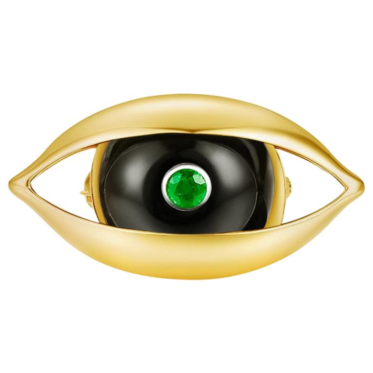 Eye Unisex Brooch 18 Karat Yellow Gold Black Onyx Emerald Diamond For Sale