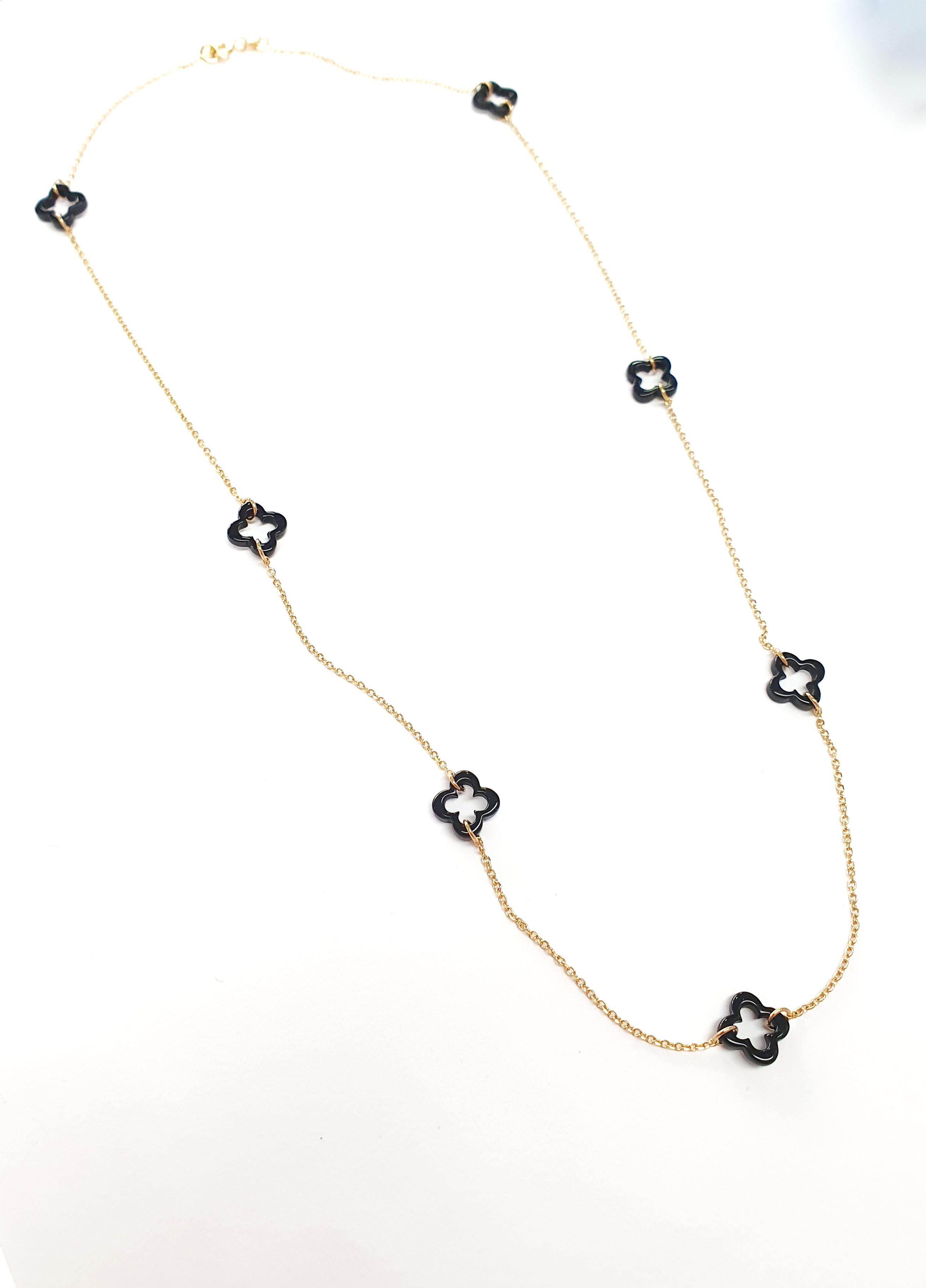 Cabochon Collana in oro giallo 18 carati con onice in vendita