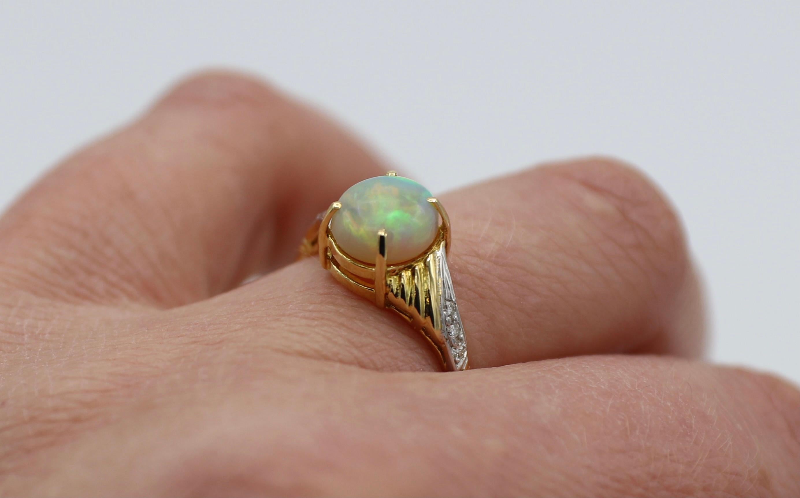18 Karat Yellow Gold Opal & Natural Diamond Cocktail Ring  In Excellent Condition For Sale In  Baltimore, MD