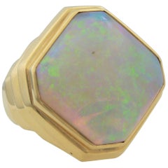 18 Karat Yellow Gold Opal Ring