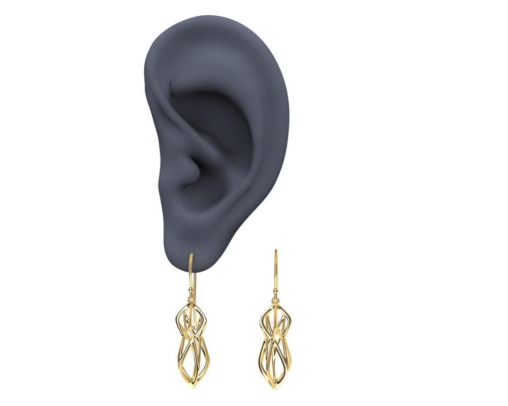 18 Karat Yellow Gold Organic Angled Dangle Earrings In New Condition For Sale In New York, NY