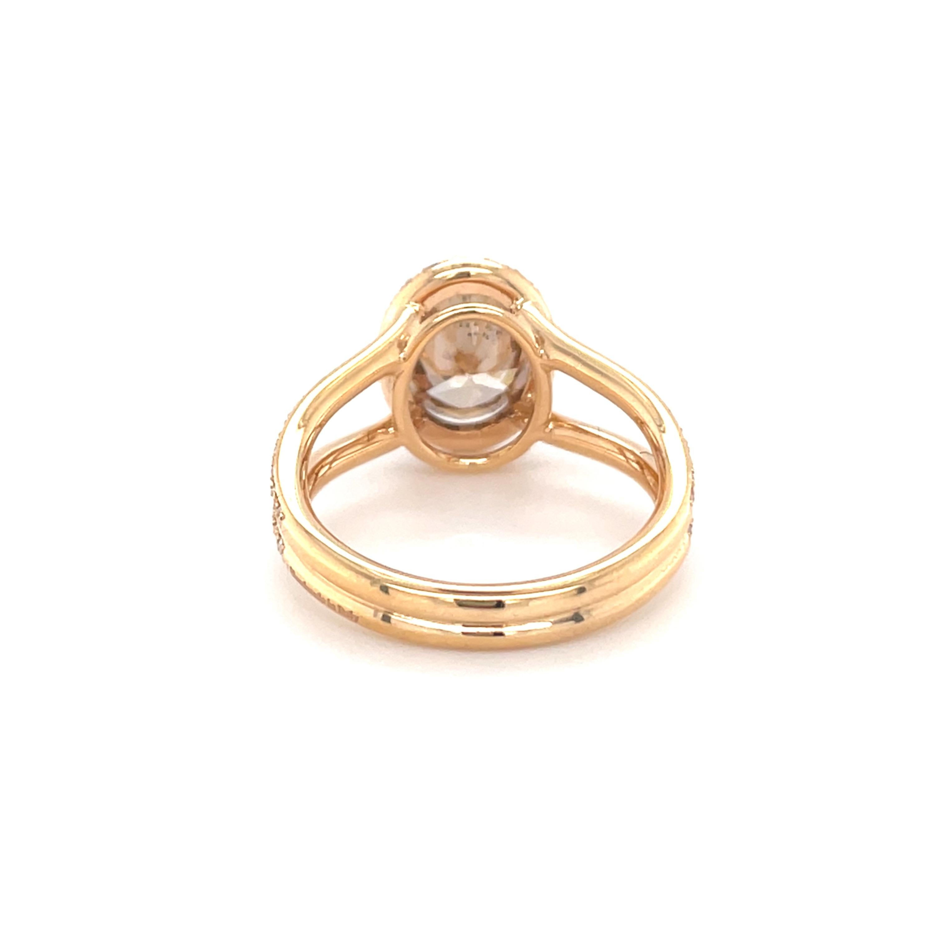 Bague solitaire en or jaune 18 carats avec diamant brun ovale de 2,07 carats en vente 3