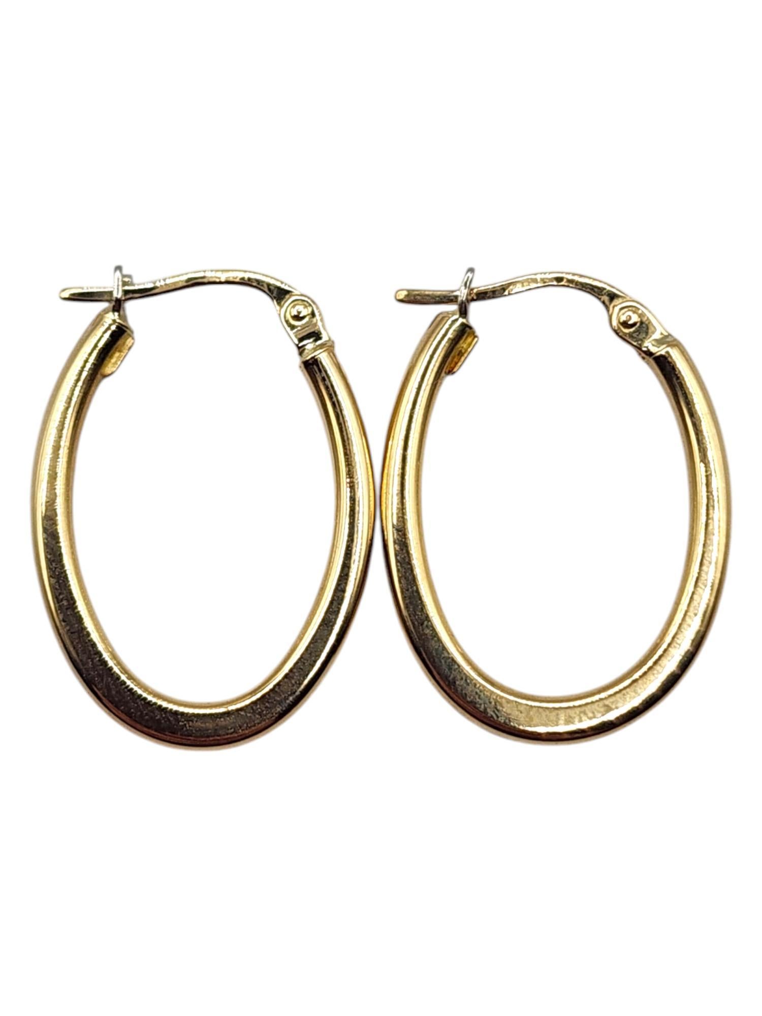 18 Karat Yellow Gold Oval Hoop Earrings #20480