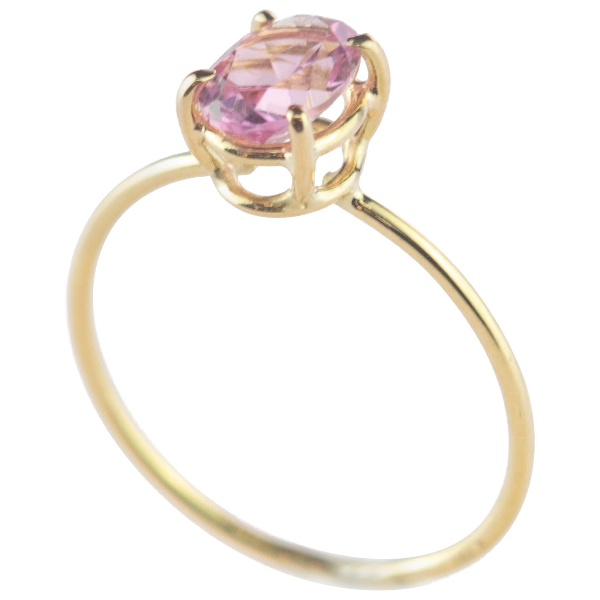 18 Karat Yellow Gold Oval Pink Sapphire Handmade Modern Cocktail Chic Ring For Sale