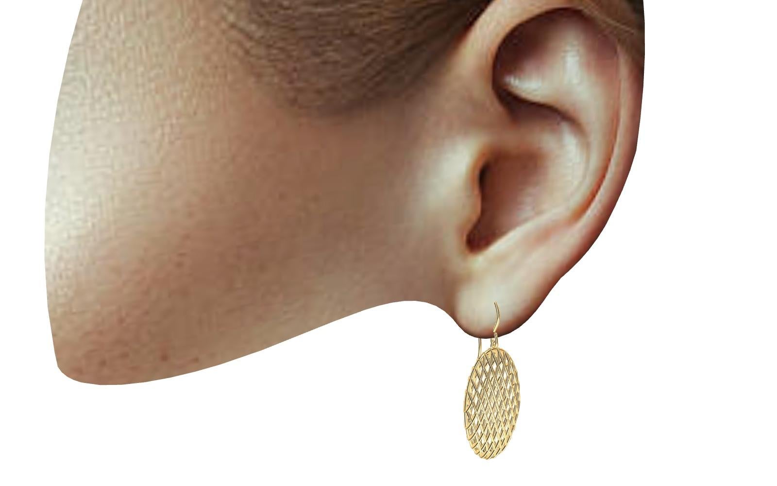 Contemporain Boucles d'oreilles en or jaune 18 carats avec losanges ovales en vente
