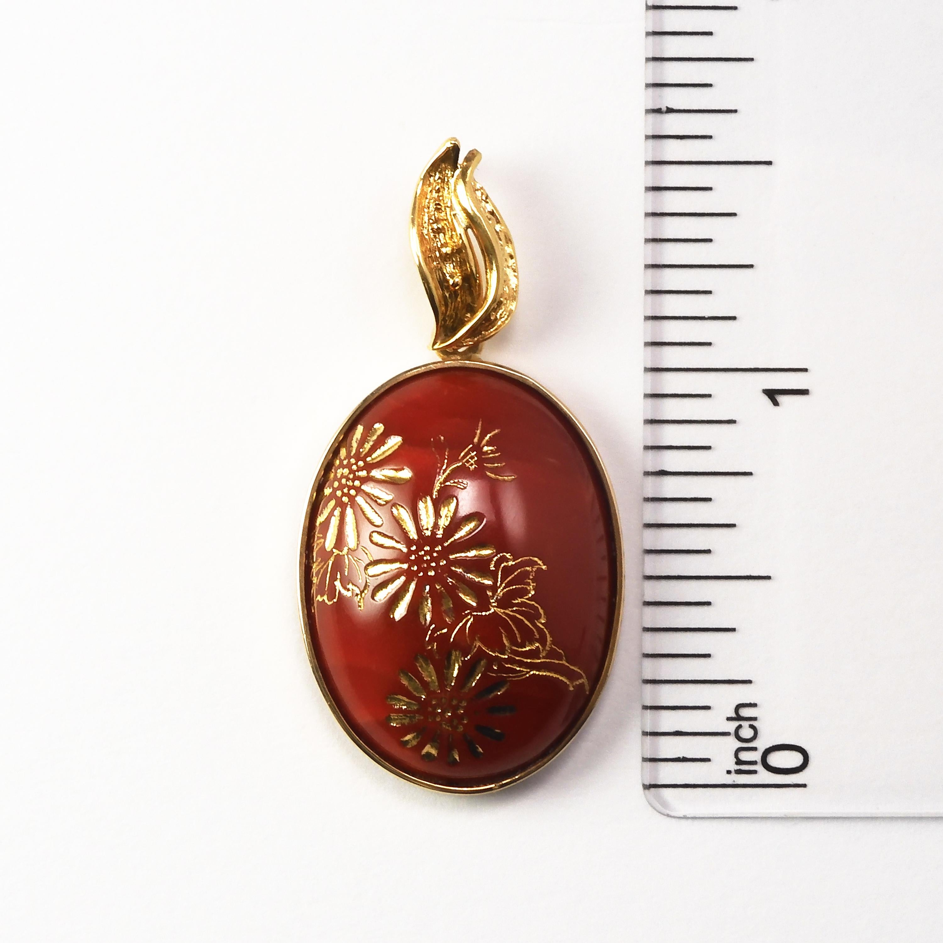 18 Karat Yellow Gold Oxblood Coral Chrysanthemum Engraved Oval Pendant Top For Sale 2