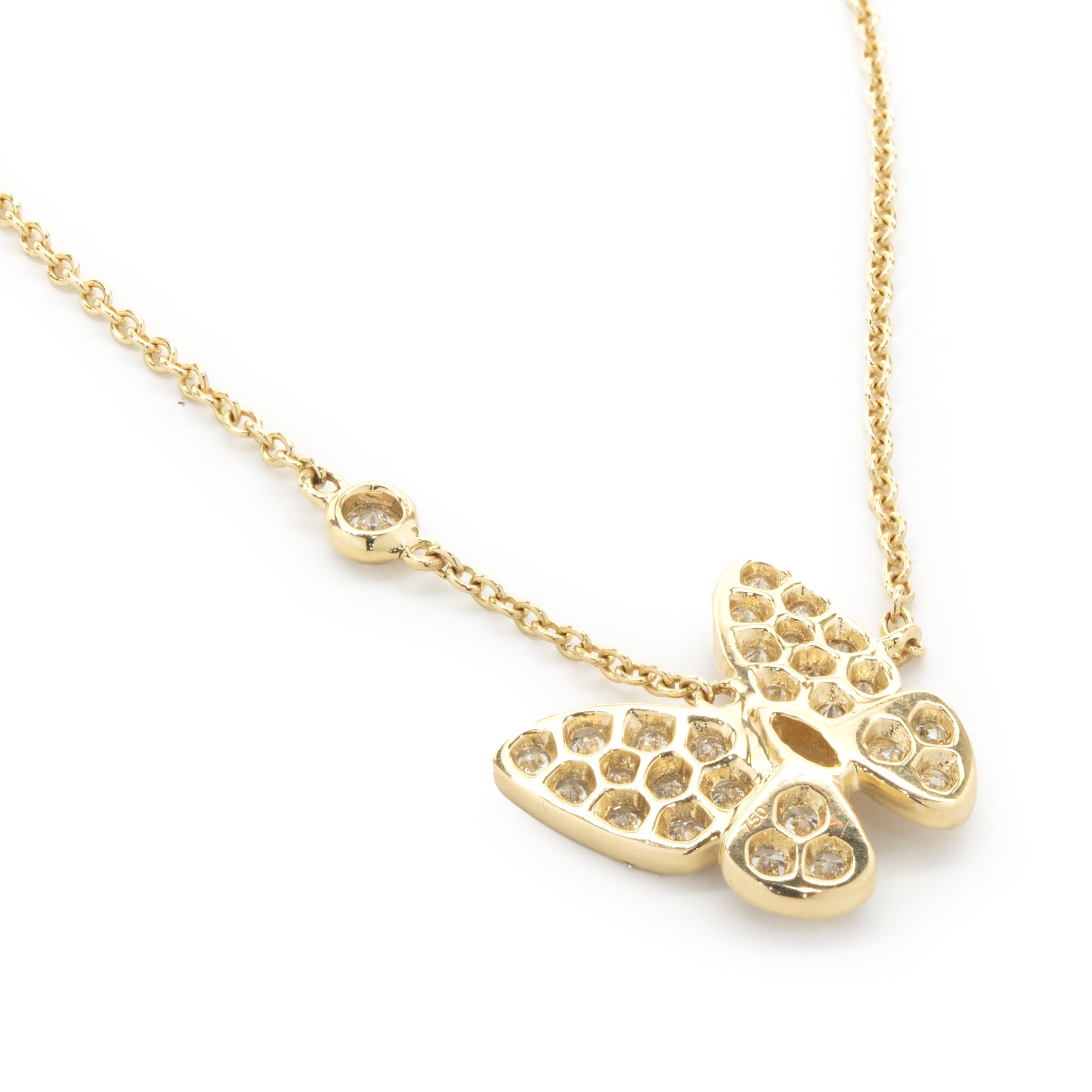 Round Cut 18 Karat Yellow Gold Pave Diamond Butterfly Necklace For Sale