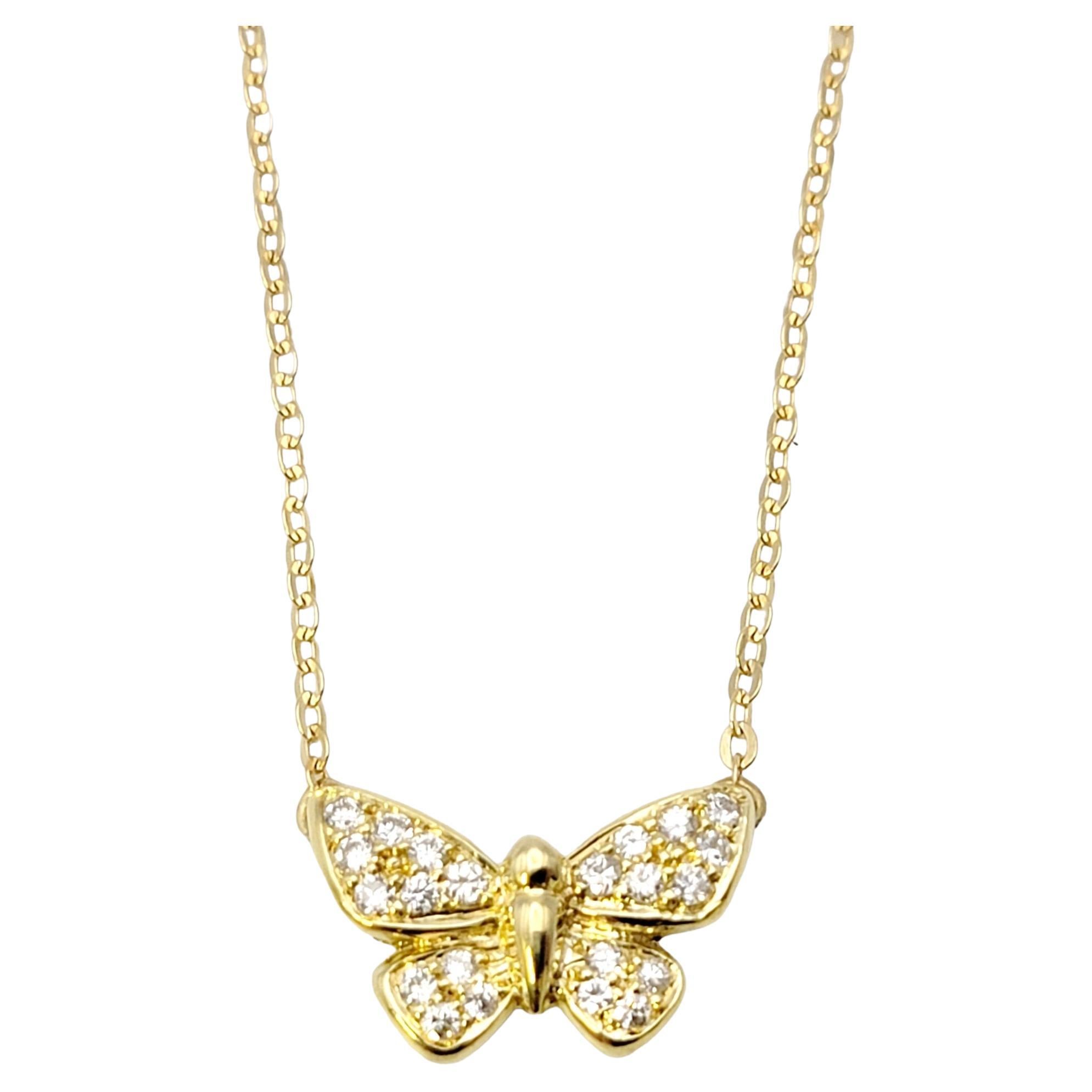 Contemporary 18 Karat Yellow Gold Pave Diamond Butterfly Pendant Necklace For Sale