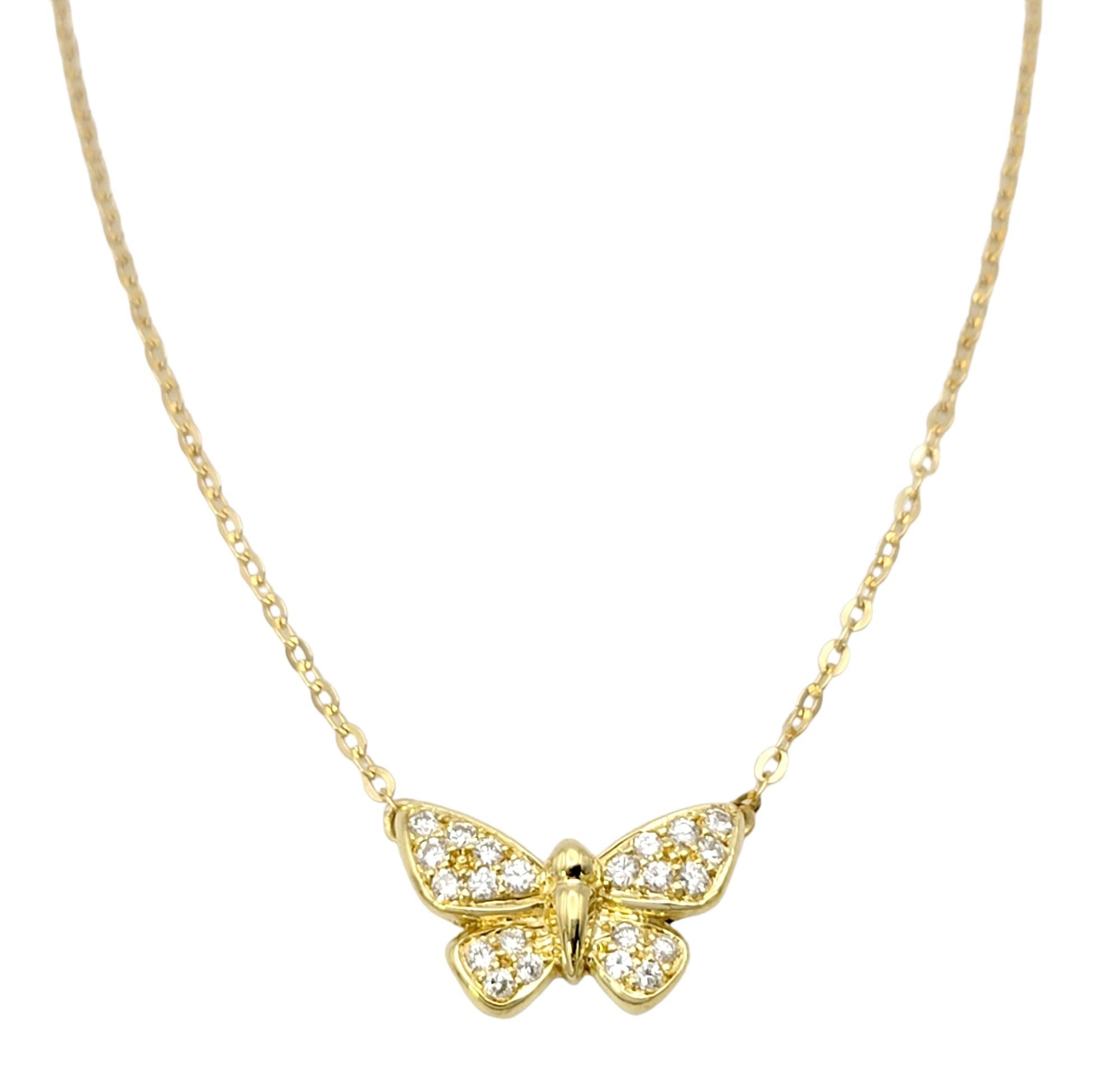 Round Cut 18 Karat Yellow Gold Pave Diamond Butterfly Pendant Necklace For Sale