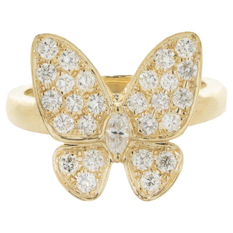 Butterfly Motif Diamond 18 Karat White Gold Ring at 1stDibs