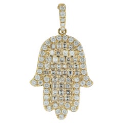 Pendentif Hamsa en or jaune 18 carats avec pavé de diamants