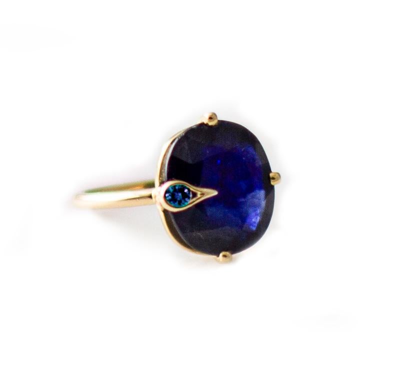 Eighteen Karat Yellow Gold Peacock Ring with Two Carats Dark Blue Sapphire For Sale 1