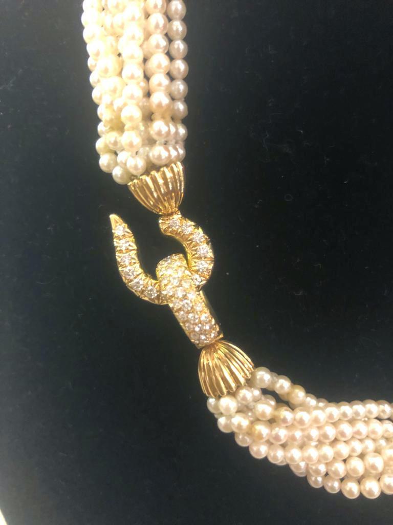 Brilliant Cut 18 Karat Yellow Gold Pearl and Diamond Necklace For Sale