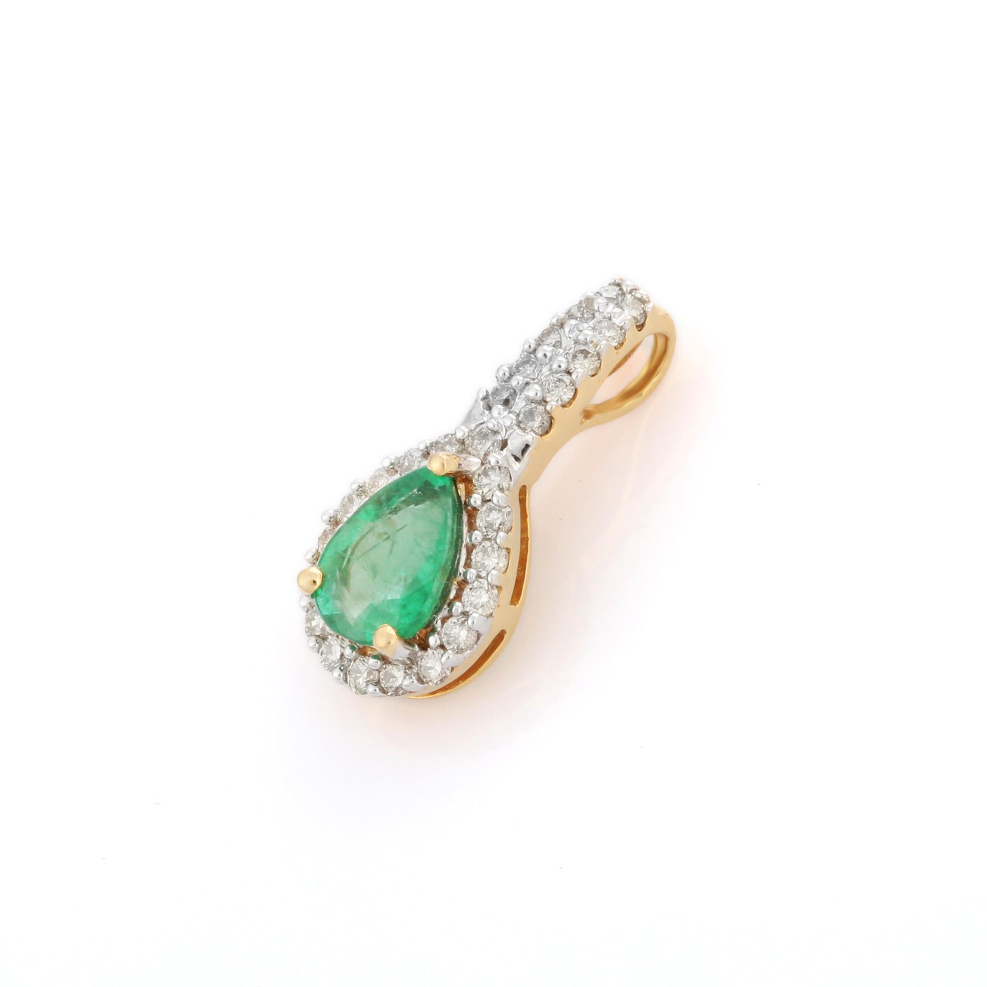 Women's 18 Karat Yellow Gold Pear Cut Emerald Diamond Pendant  For Sale
