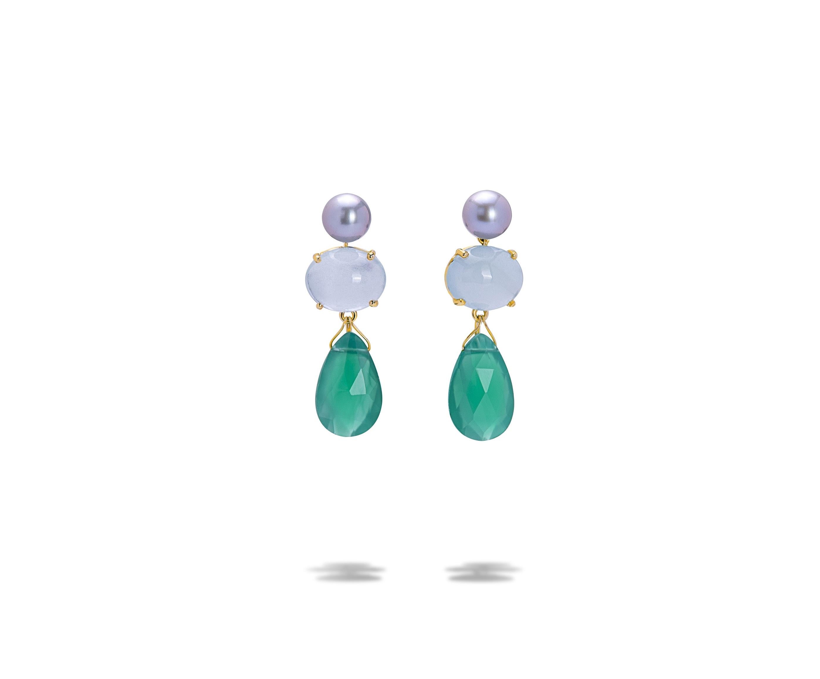 Artisan Rossella Ugolini 18K Yellow Gold Green Agate Light Blue Topaz Timeless Earrings For Sale