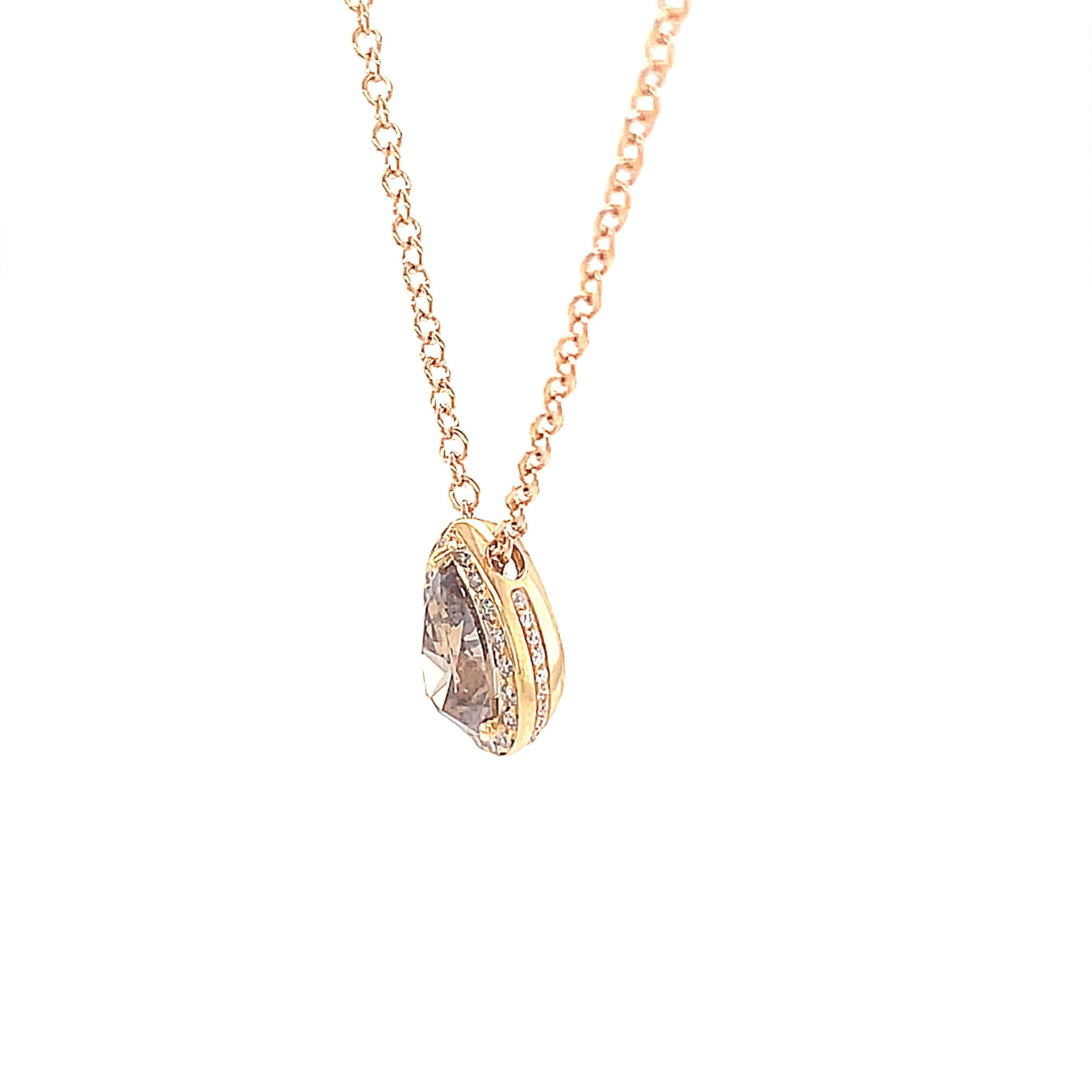 Pendentif poire en or jaune 18 carats et diamants en vente 2