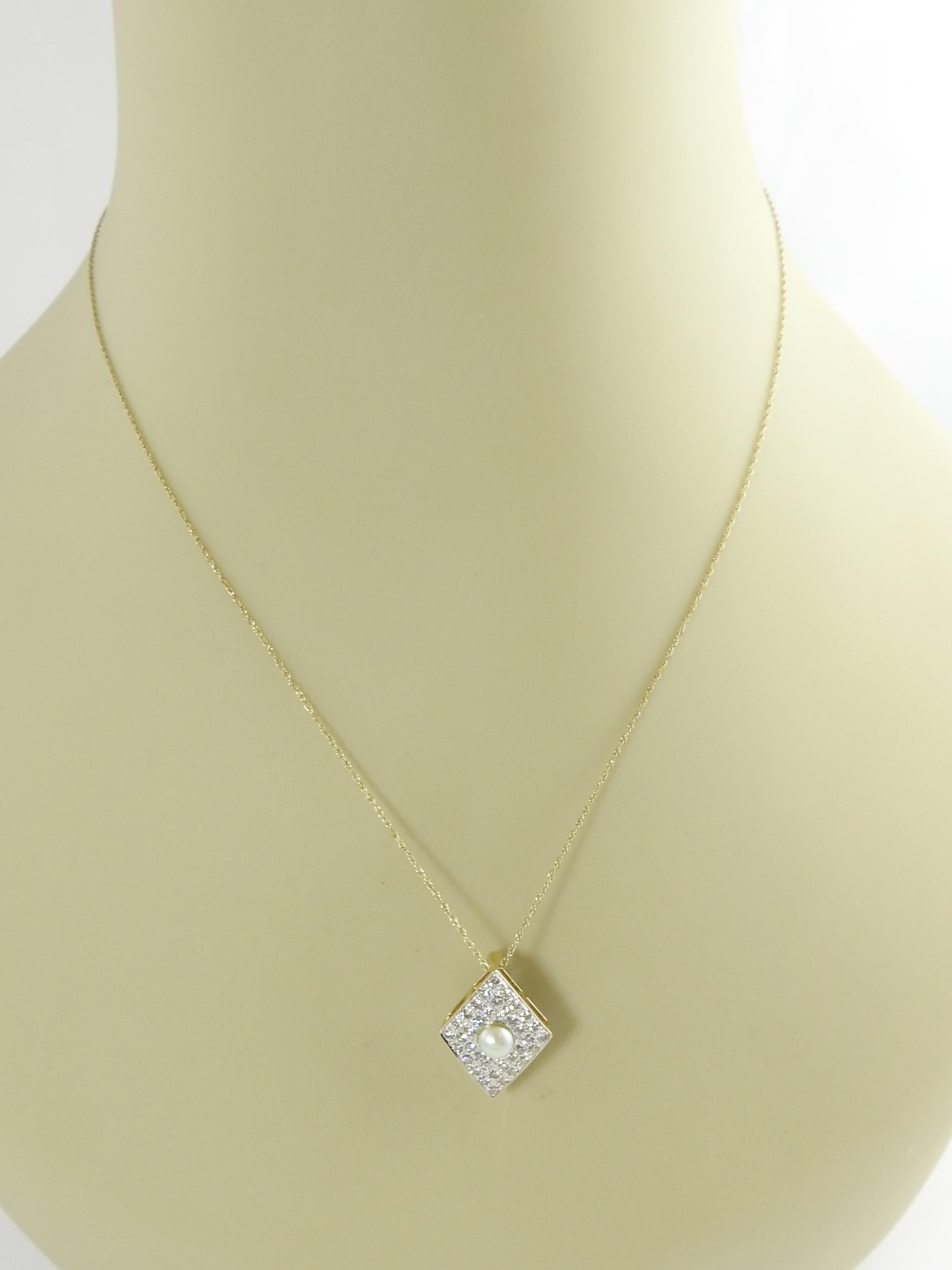 Collar de perlas y diamantes en oro amarillo de 18 quilates 2