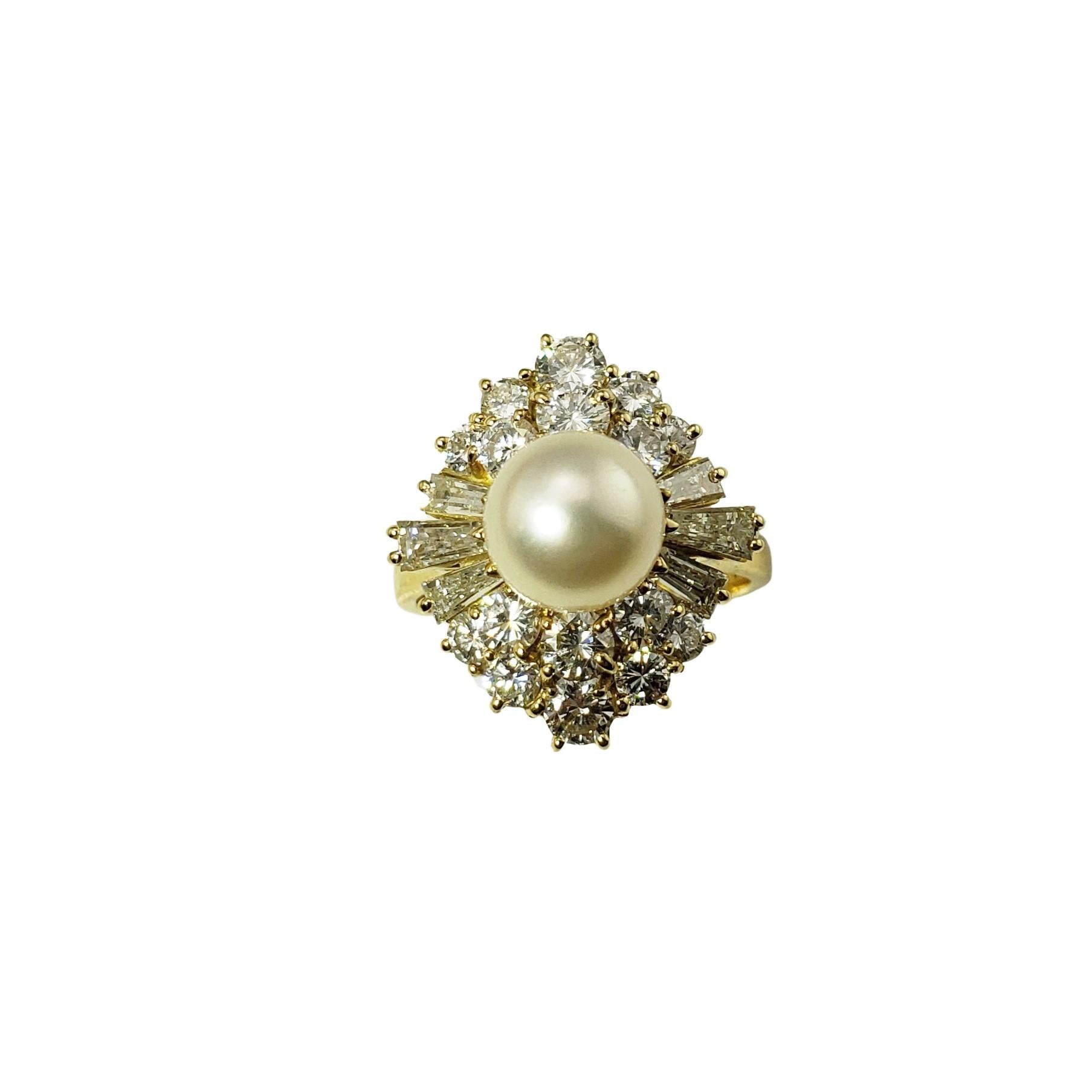18 Karat Yellow Gold Pearl and Diamond Ring #12842 For Sale 5