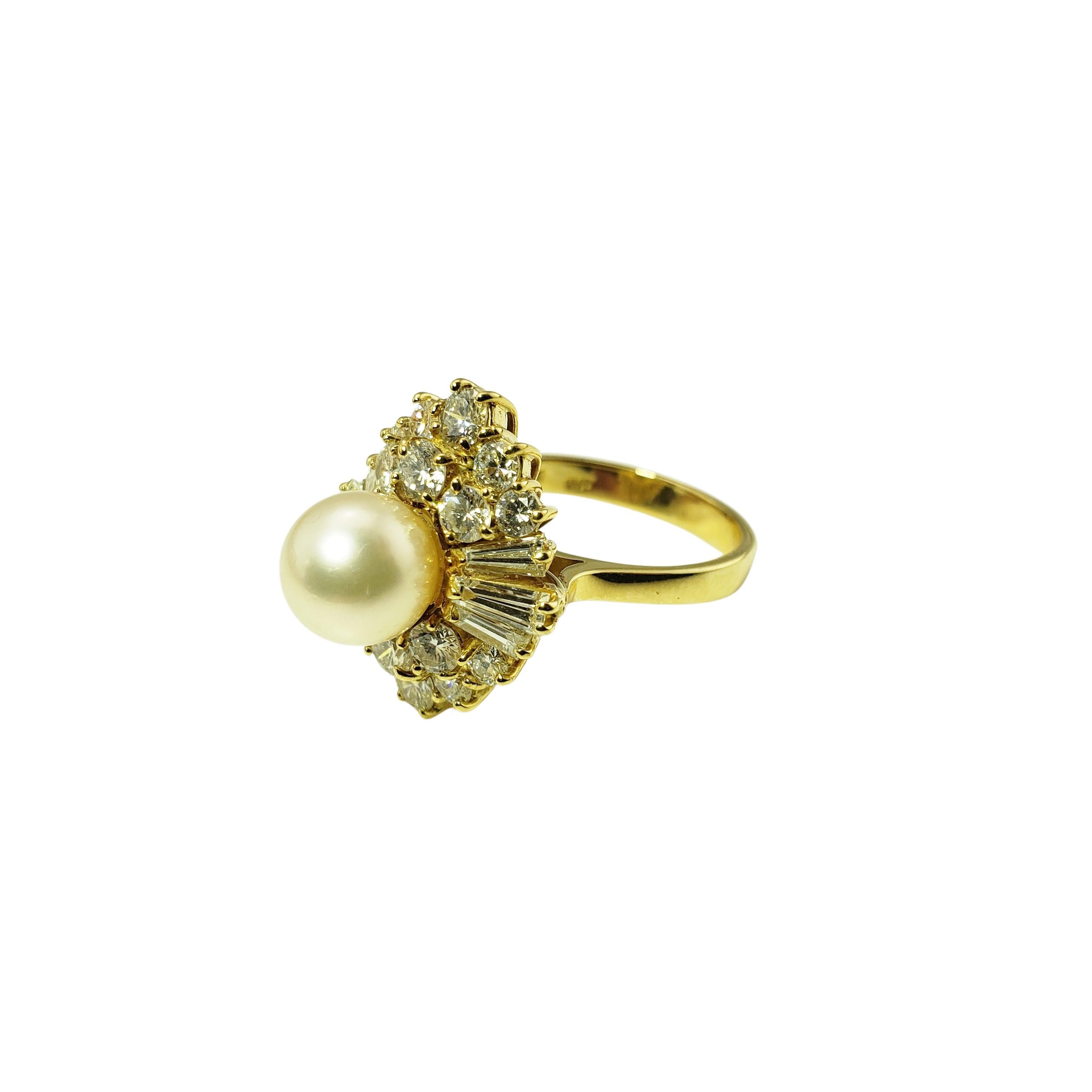 18 Karat Yellow Gold Pearl and Diamond Ring #12842 In Good Condition For Sale In Washington Depot, CT