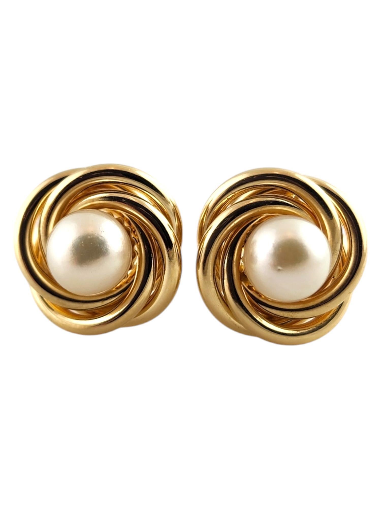 Round Cut 18 Karat Yellow Gold Pearl Earrings #19346 For Sale