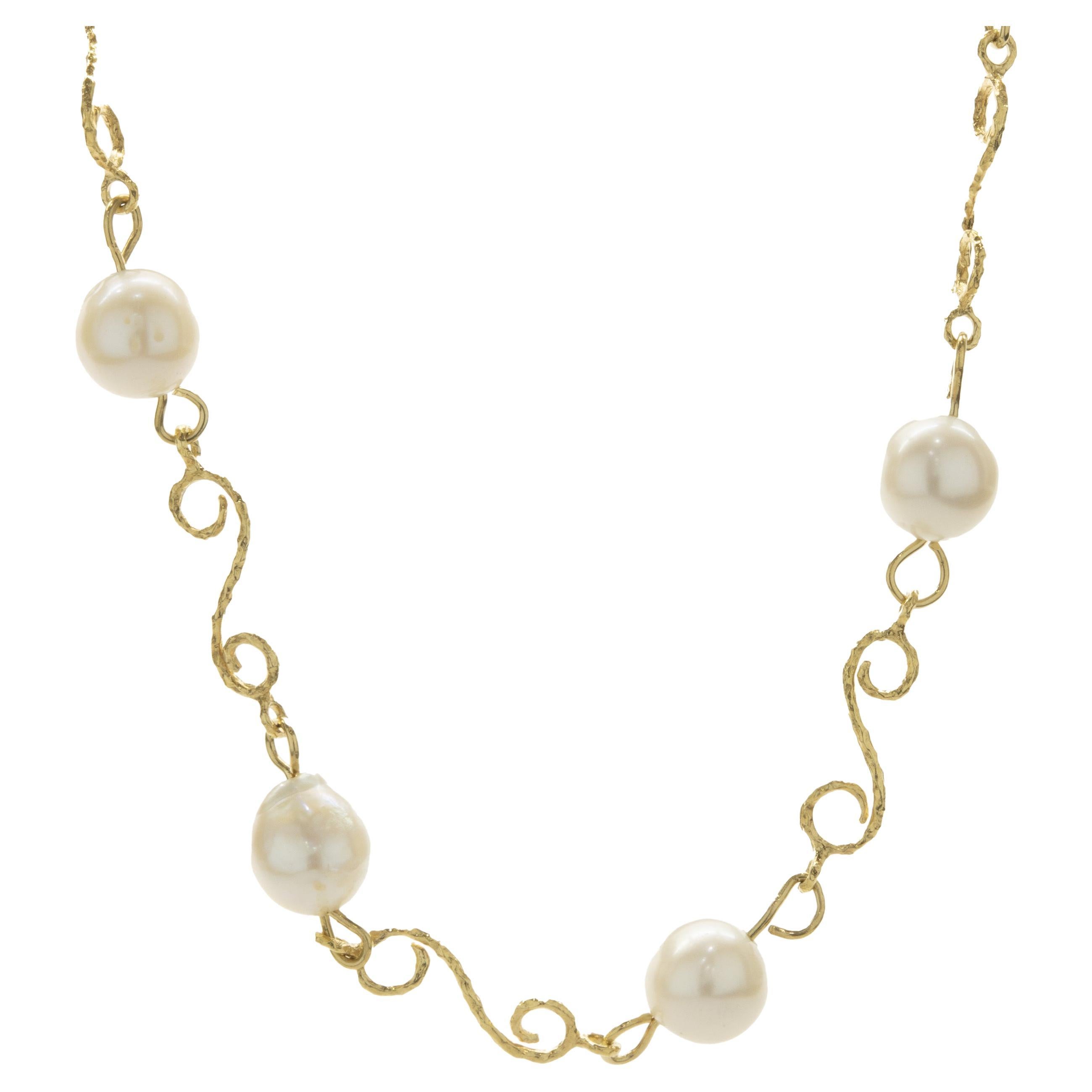 18 Karat Yellow Gold Pearl Station Necklace with Ornate Link For Sale