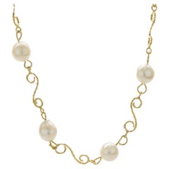 18 Karat Yellow Gold Pearl Station Necklace with Ornate Link