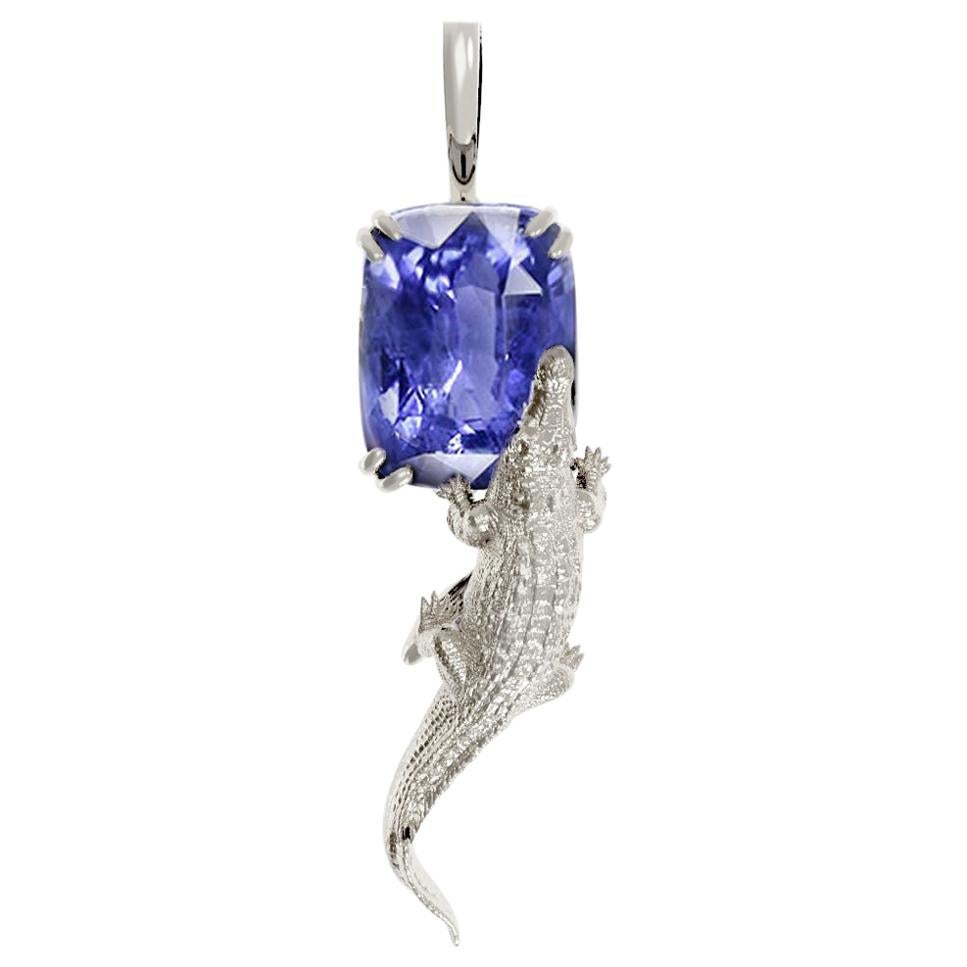 Cushion Cut Yellow Gold Pendant Necklace with GIL Certified Cornflower Sapphire For Sale