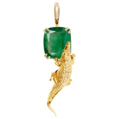 Yellow Gold Pendant Necklace with Two Carats Cushion Natural Emerald