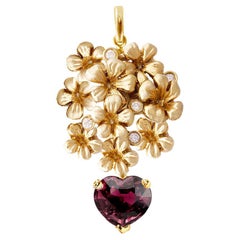 18 Karat Yellow Gold Pendant Necklace with Diamonds and Heart Cut Rubellite