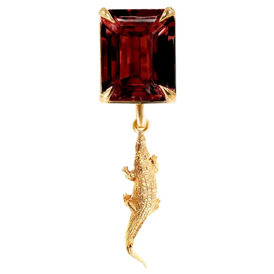 Eighteen Karat Yellow Gold Pendant Necklace with Rhodolite Garnet by Artist For Sale