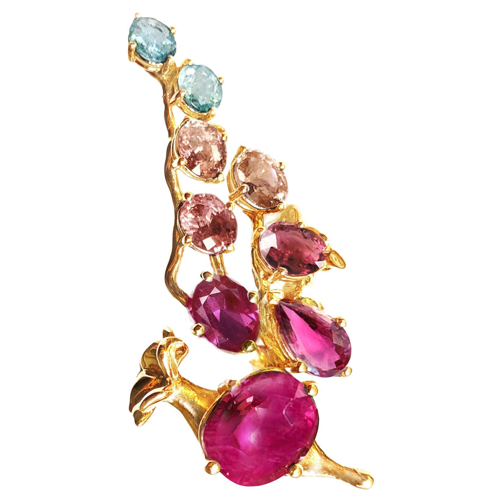 Eighteen Karat Yellow Gold Pink Sapphires Pendant Necklace with Malaya Garnets