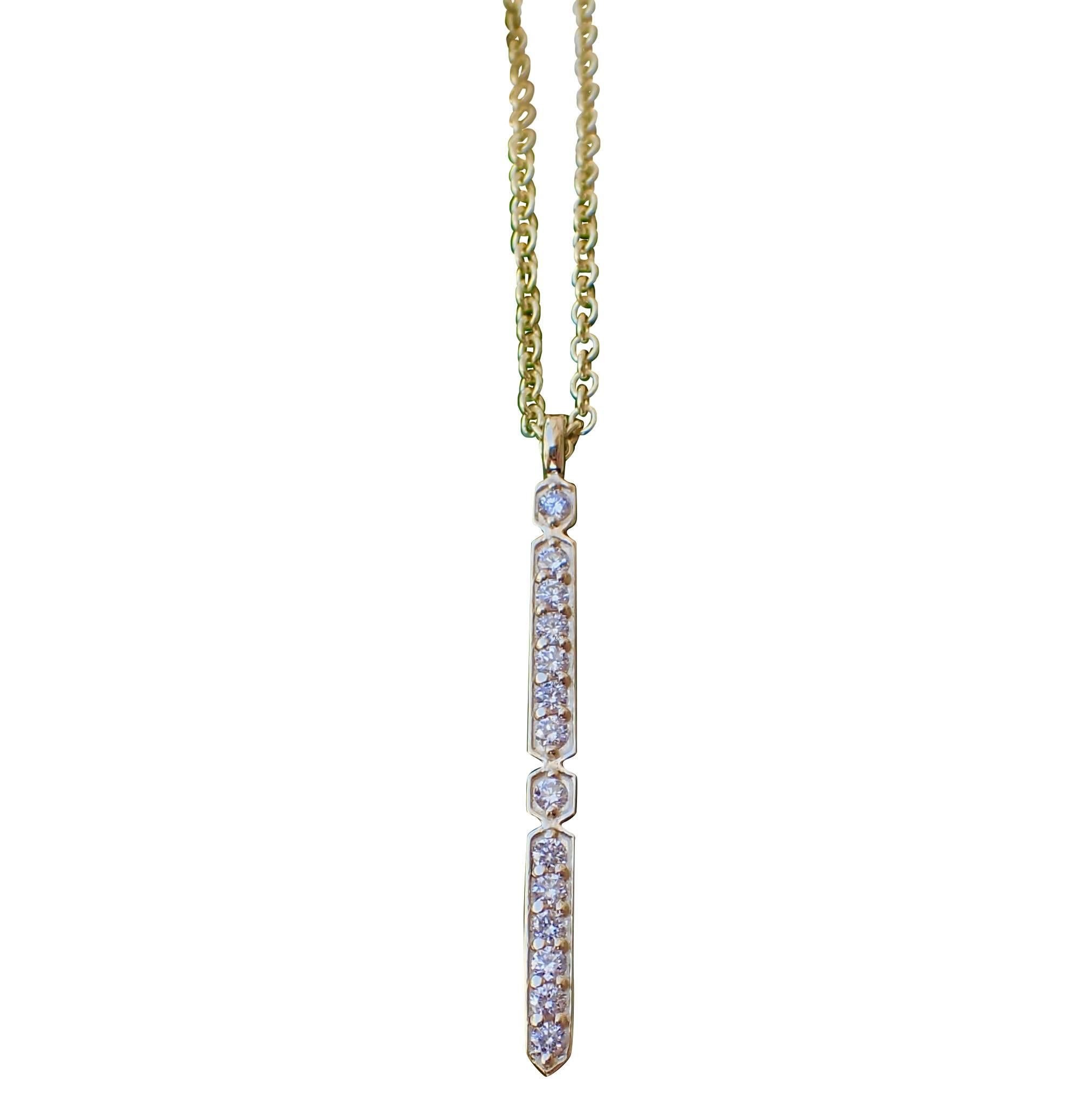 18 Karat Yellow Gold Pendant with 0.21 Carat of Diamond on an Cable Chain