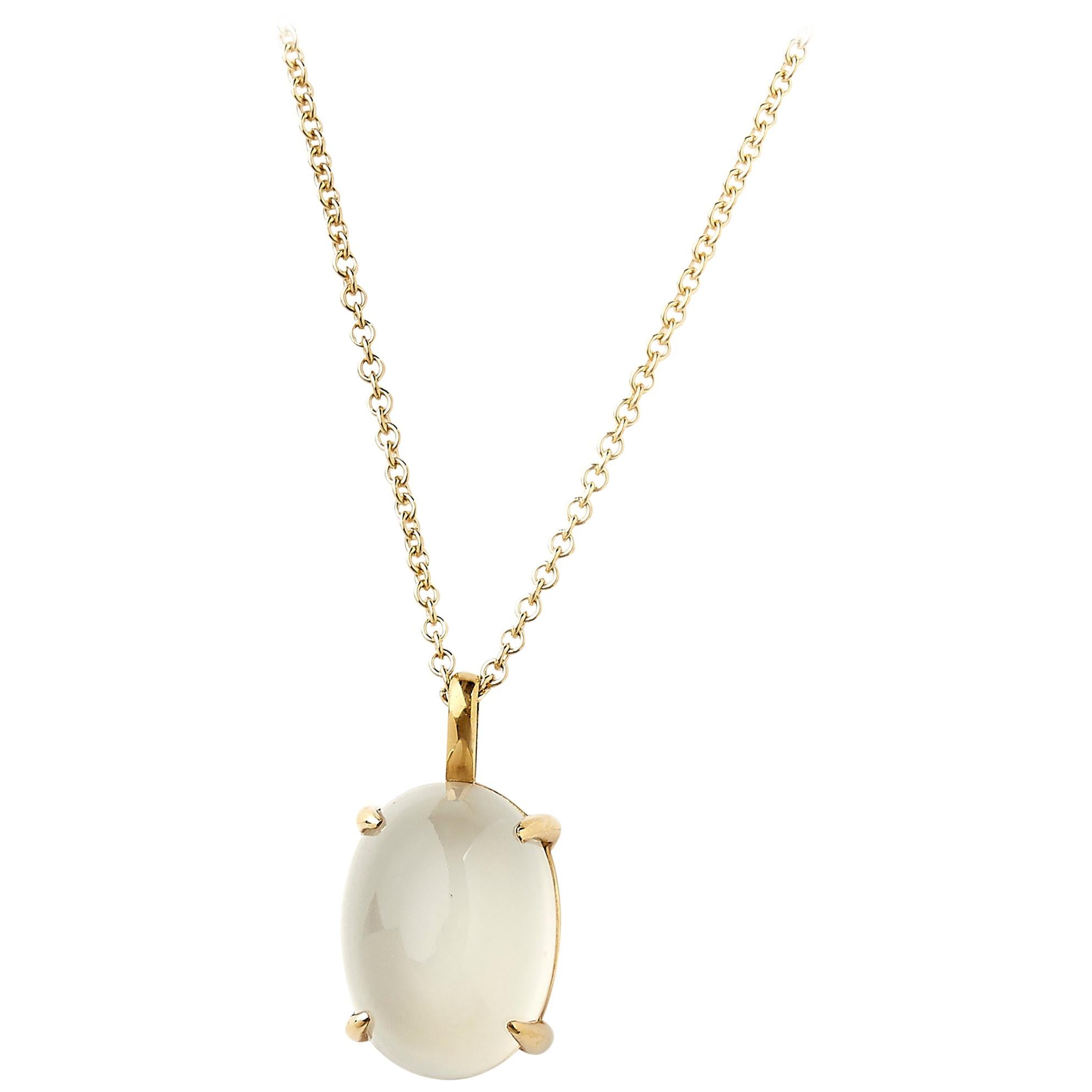 18 Karat Yellow Gold Pendent Necklace with 20 Carat Oval Cabochon Cut Moonstone