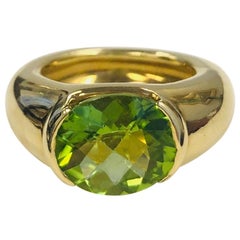 18 Karat Yellow Gold Peridot Ring