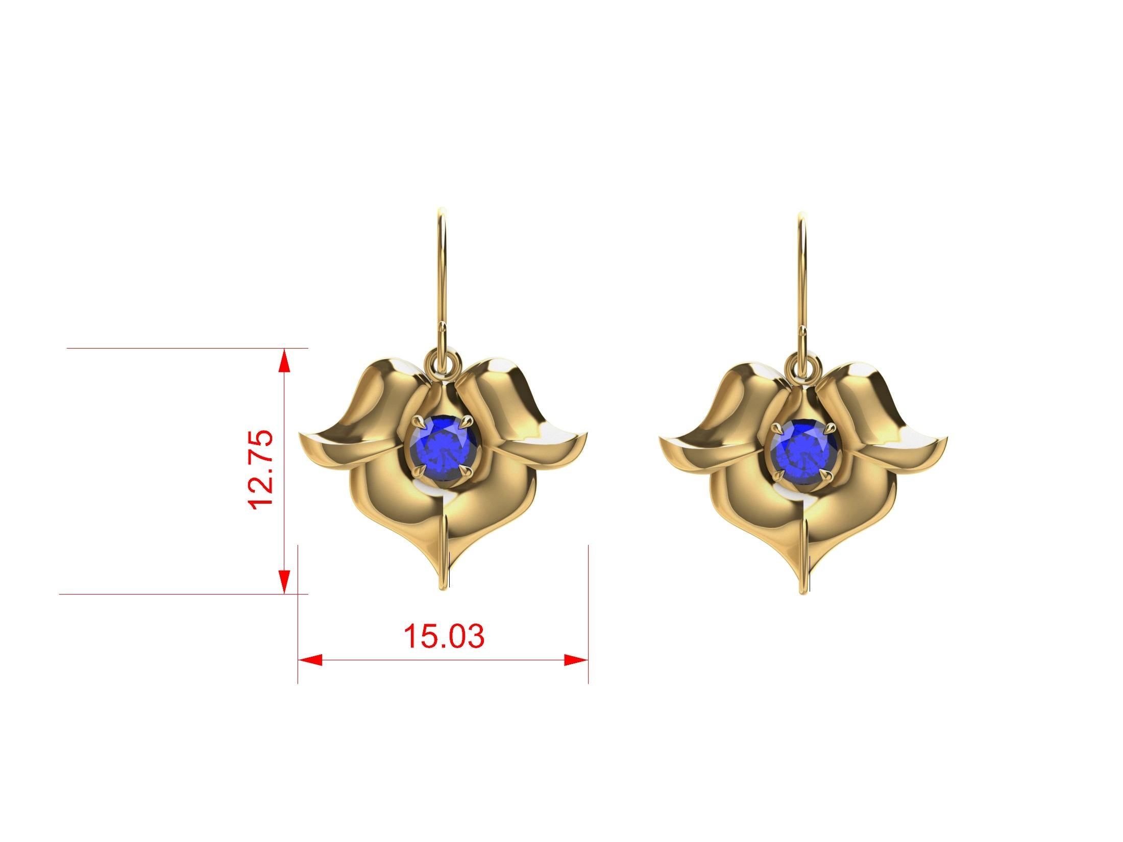 18 Karat Yellow Gold Petite Blue Sapphire Arabesque Flower Earrings In New Condition For Sale In New York, NY