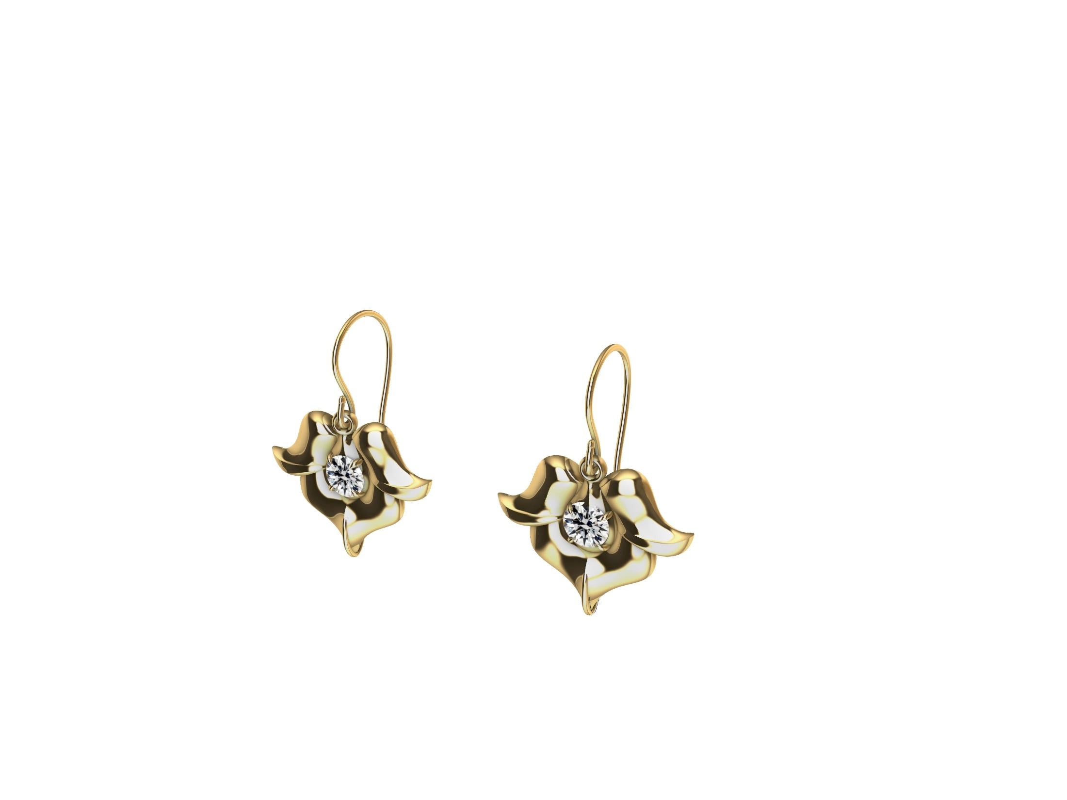 18 Karat Yellow Gold Petite Diamond Arabesque Flower Earrings For Sale 2