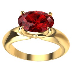 Anello scultura in oro giallo 18 carati con sangue di piccione e rubino da 2,58 carati