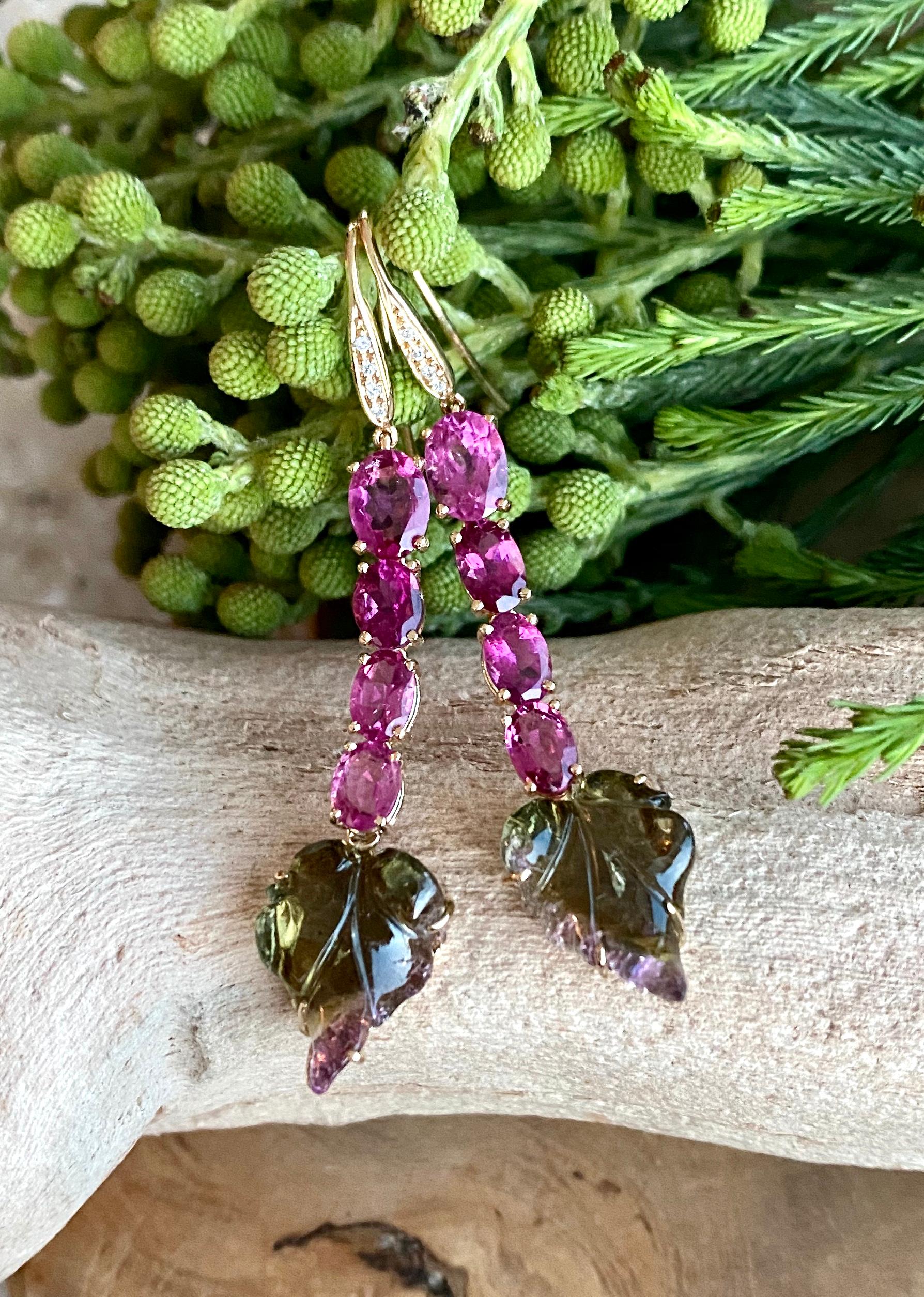 18 Karat Yellow Gold Pink and Bicolor Tourmaline Diamond Drop Dangle Earrings In New Condition For Sale In New York, NY