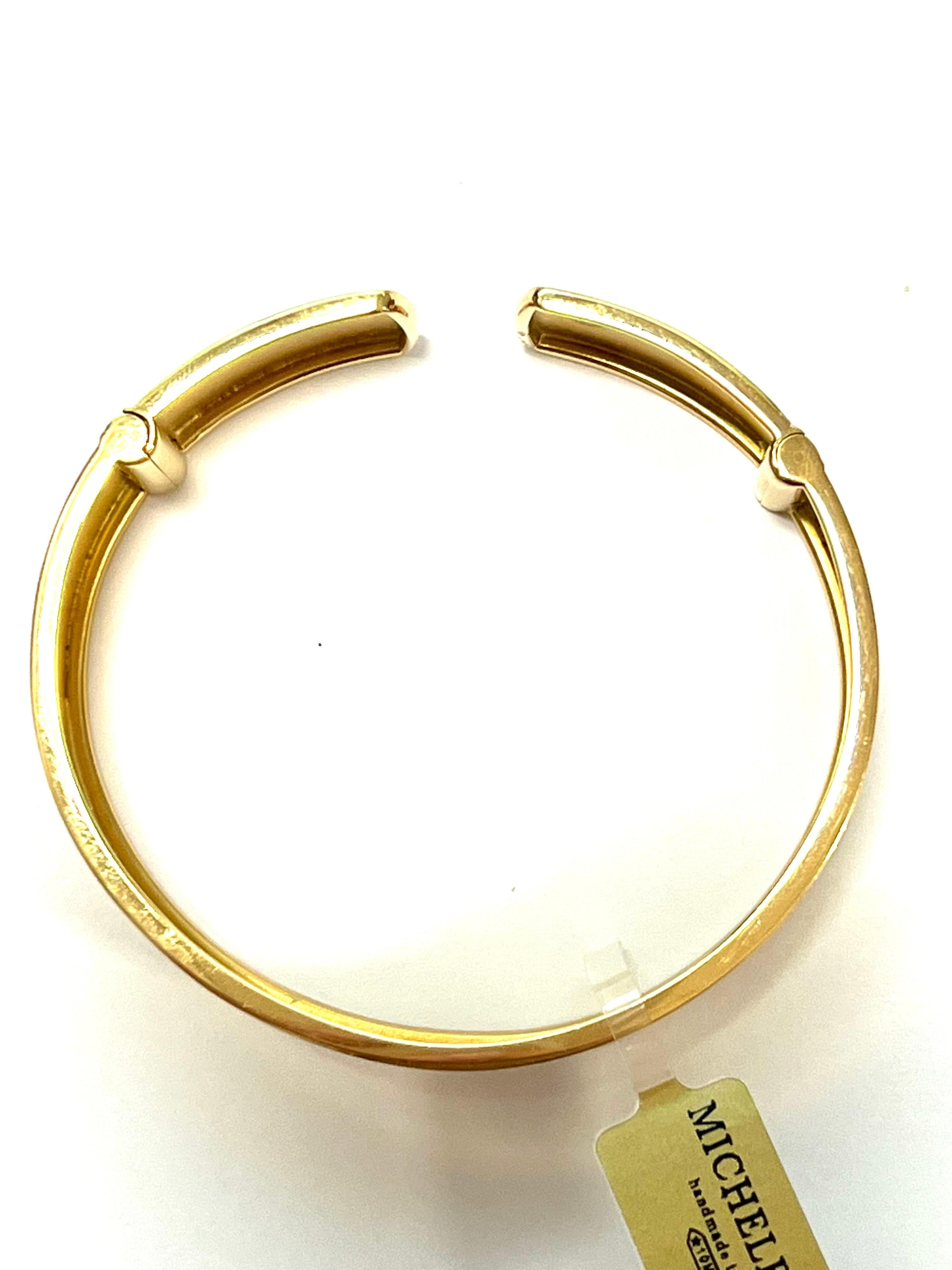 18 Karat Yellow Gold Plain Cuff Bracelet For Sale 1