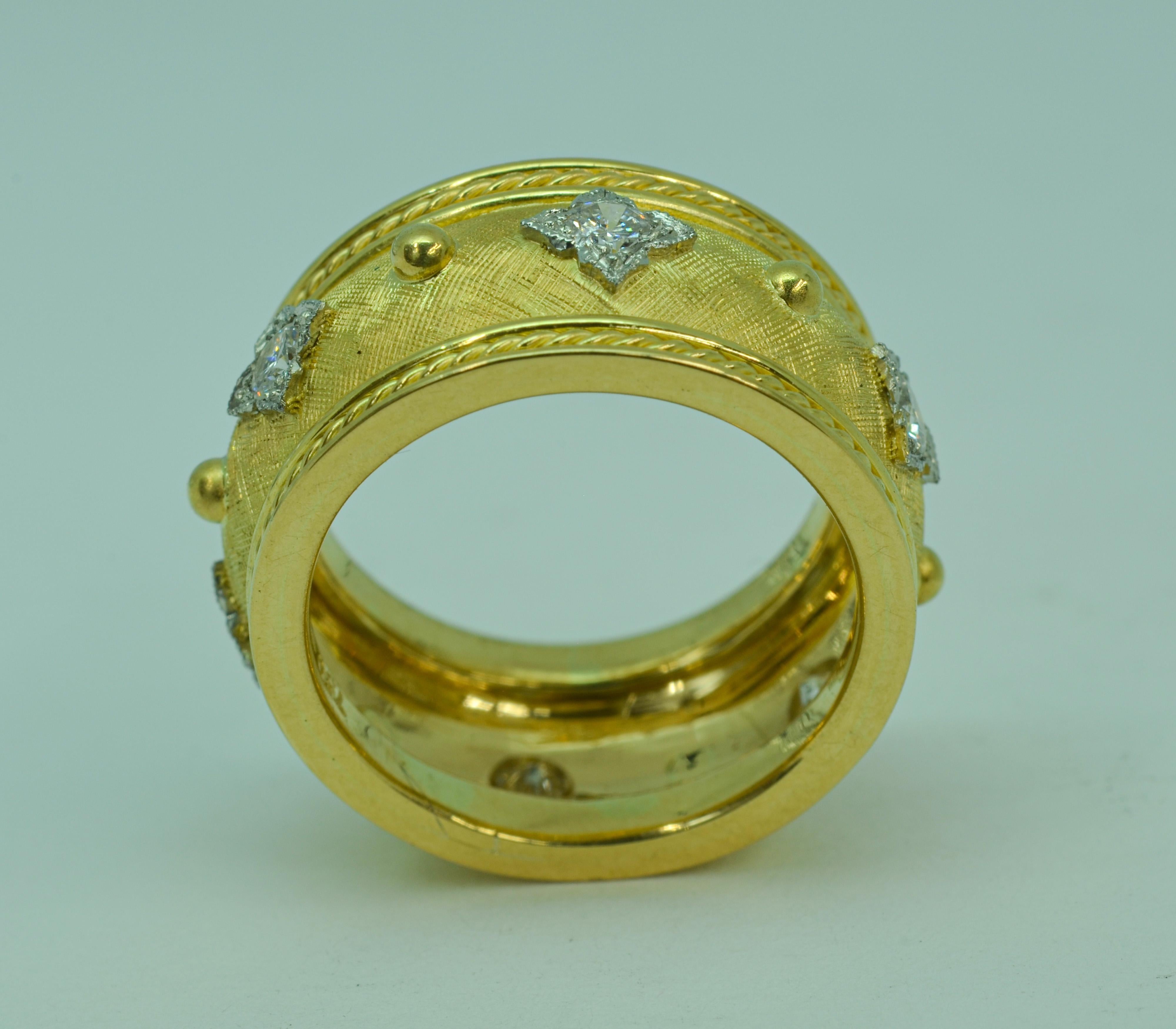 Anneau cigare en or jaune 18 carats, platine et diamants Neuf - En vente à Warren, ME