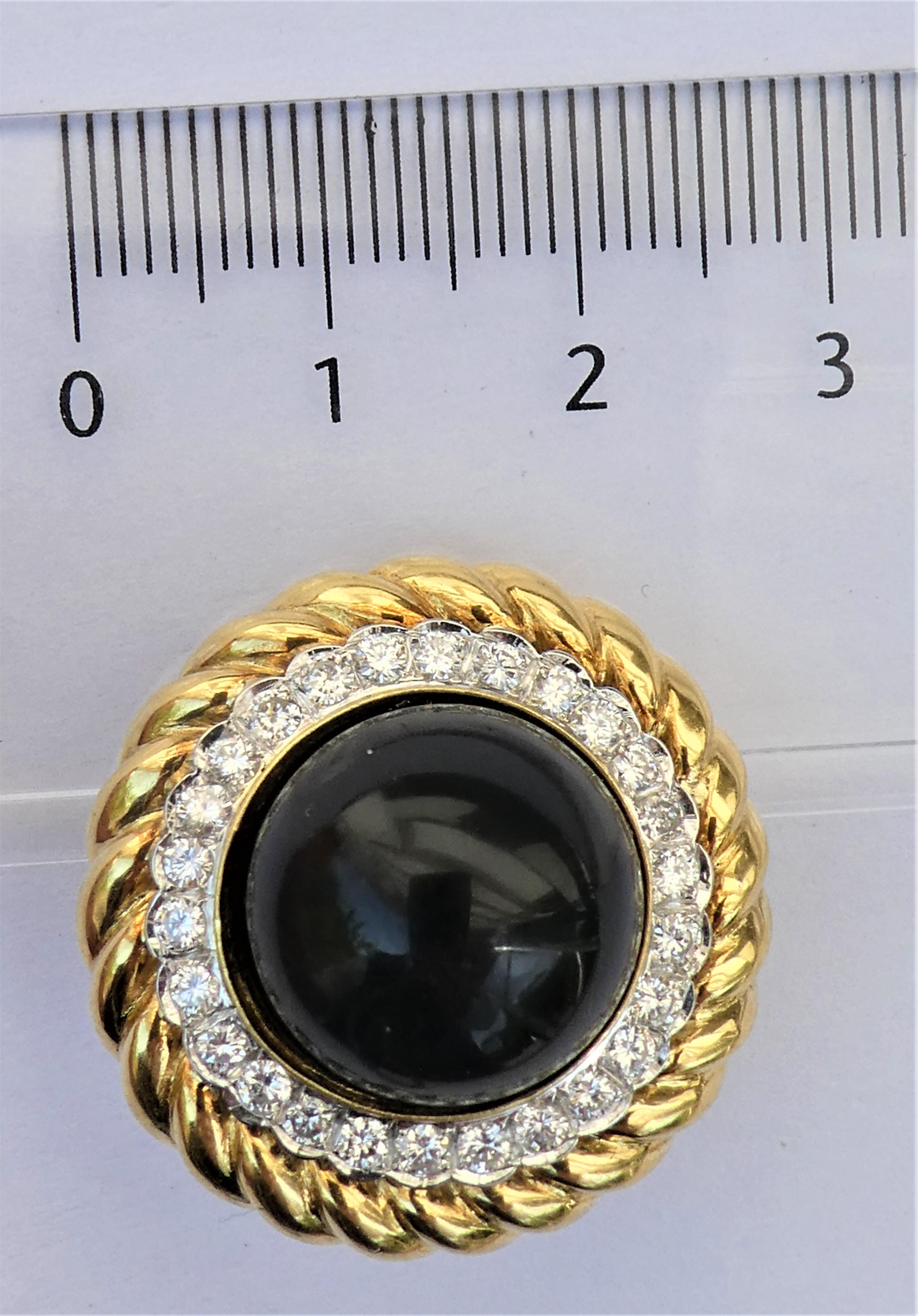 18 Karat Yellow Gold Platinum Diamonds Onyx circa 1970 Earrings 2