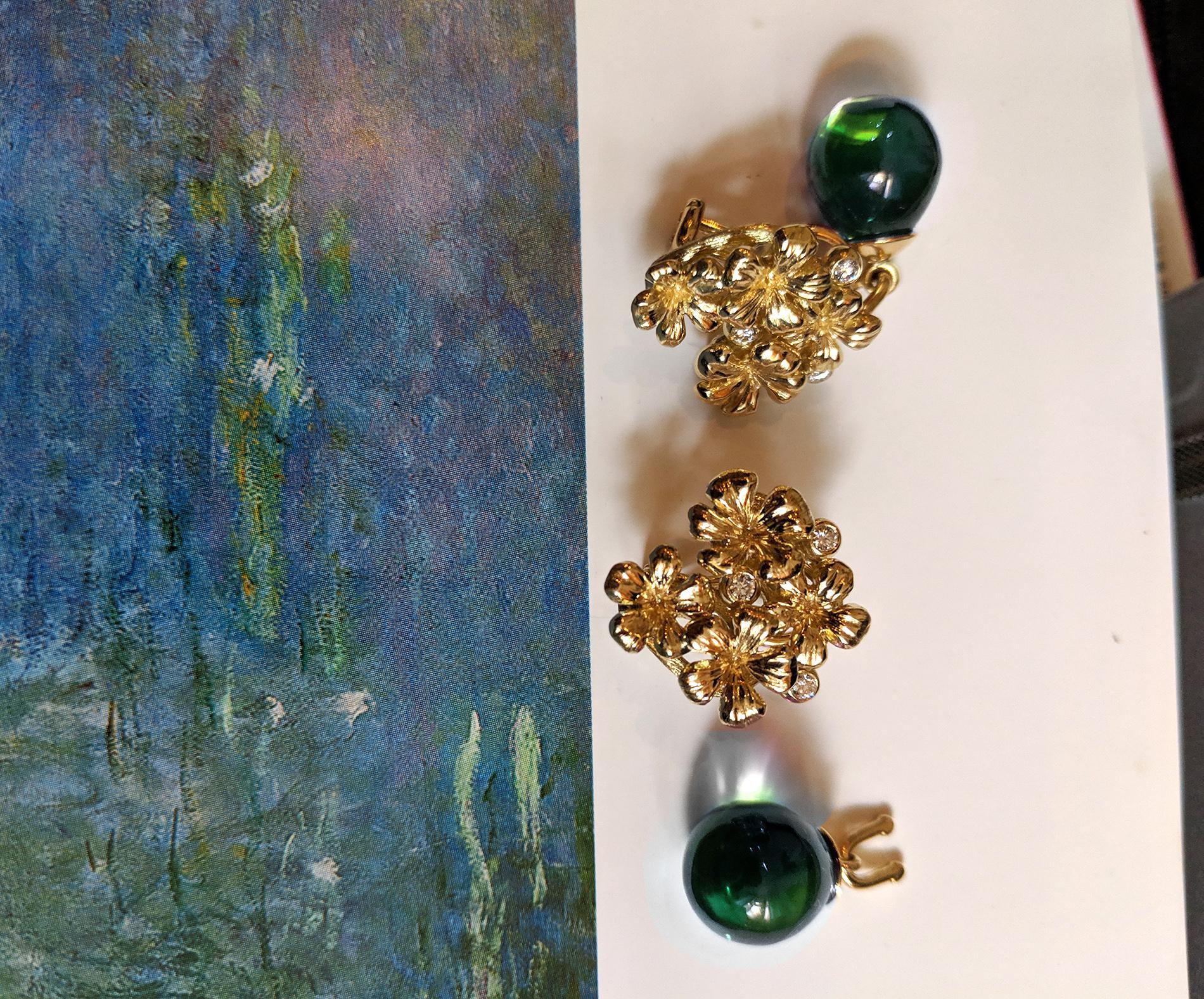 Clips d'oreilles fleurs prunes en or jaune 14 carats de l'artiste avec diamants Pour femmes en vente