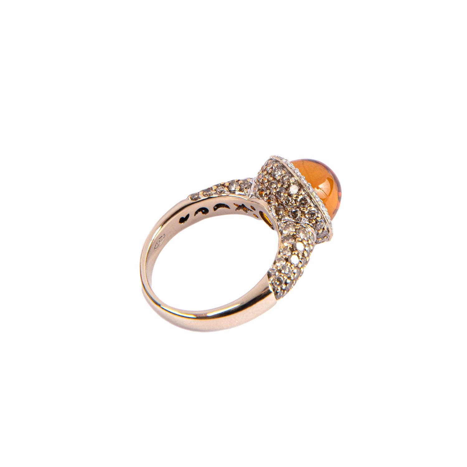 Contemporary 18 Karat Yellow Gold Quartz Citrine Bright Brown Cocktail Ring