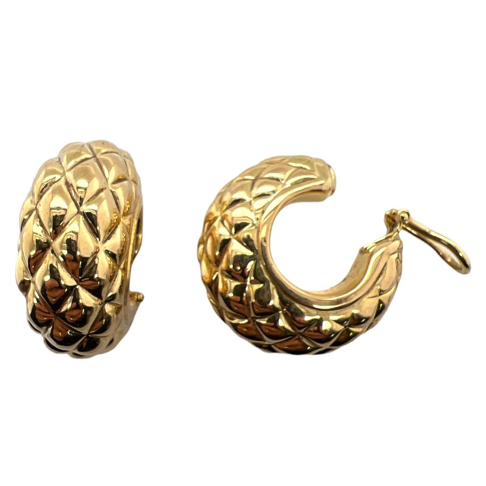Modern 18 Karat Yellow Gold Quilted Hoop Ear Clip Earrings